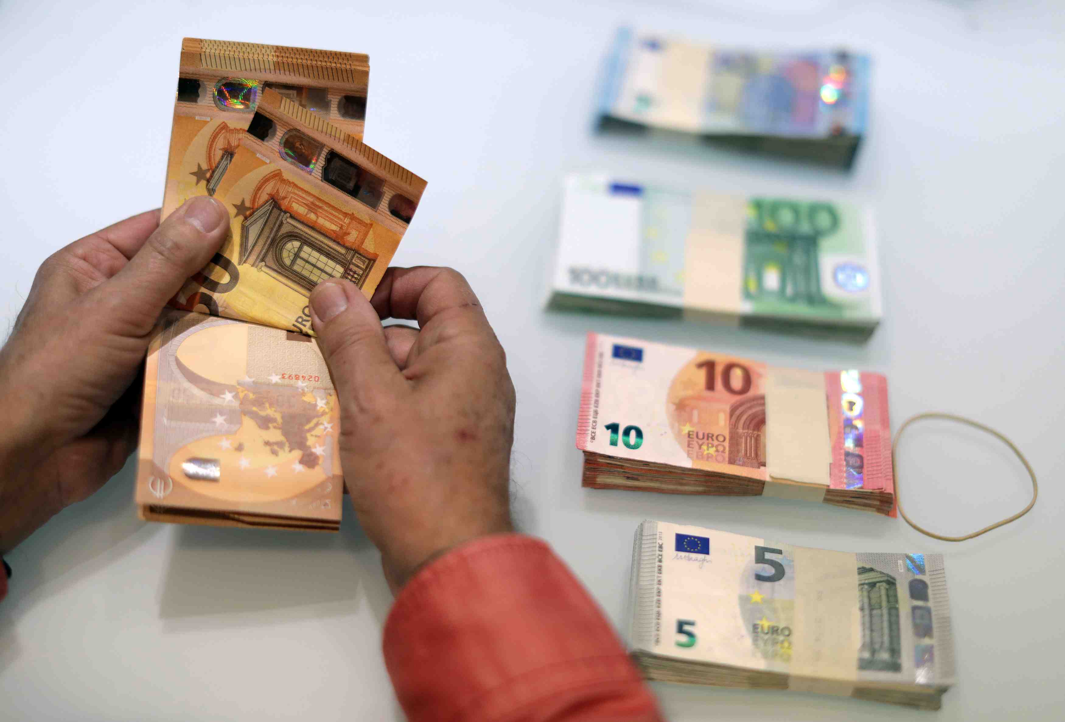 France: la bdf n'attend plus que 0,3% de croissance au 1er trimestre