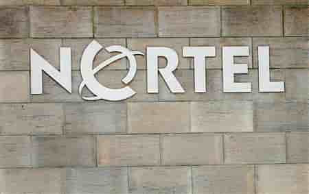 XAVIER DARCOS PROMET UNE SOLUTION POUR LES SALARIÉS DE NORTEL FRANCE