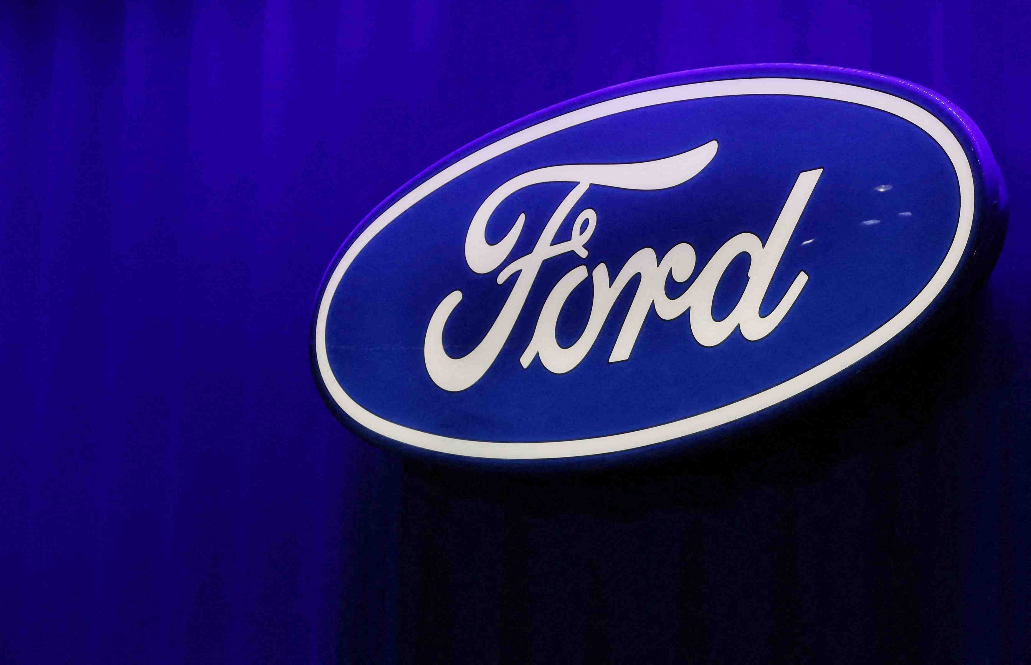 Ford va gerer separement ses activites de voitures electriques face a la concurrence