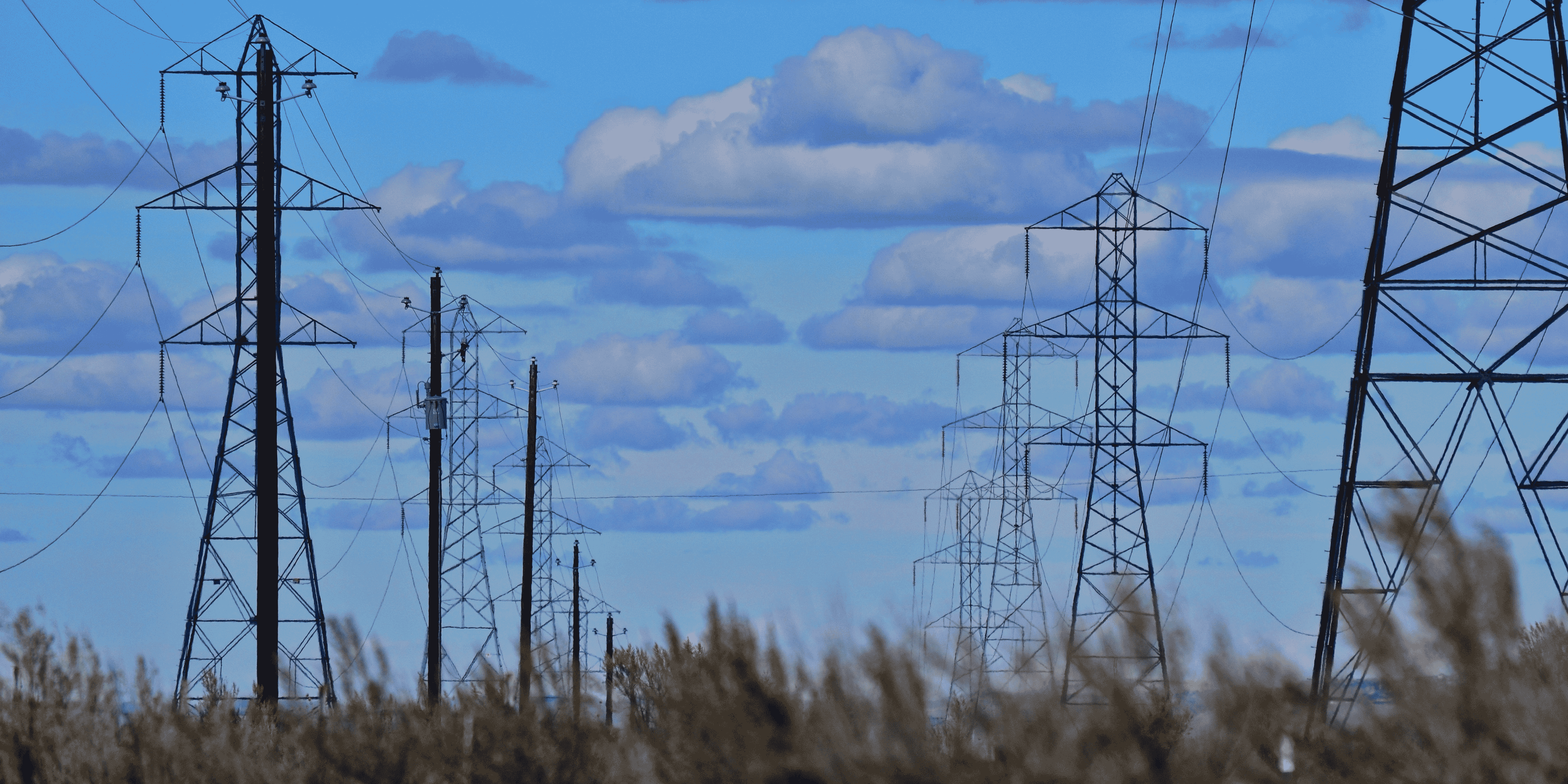 Smart Grid Réseau électrique électricité pylônes