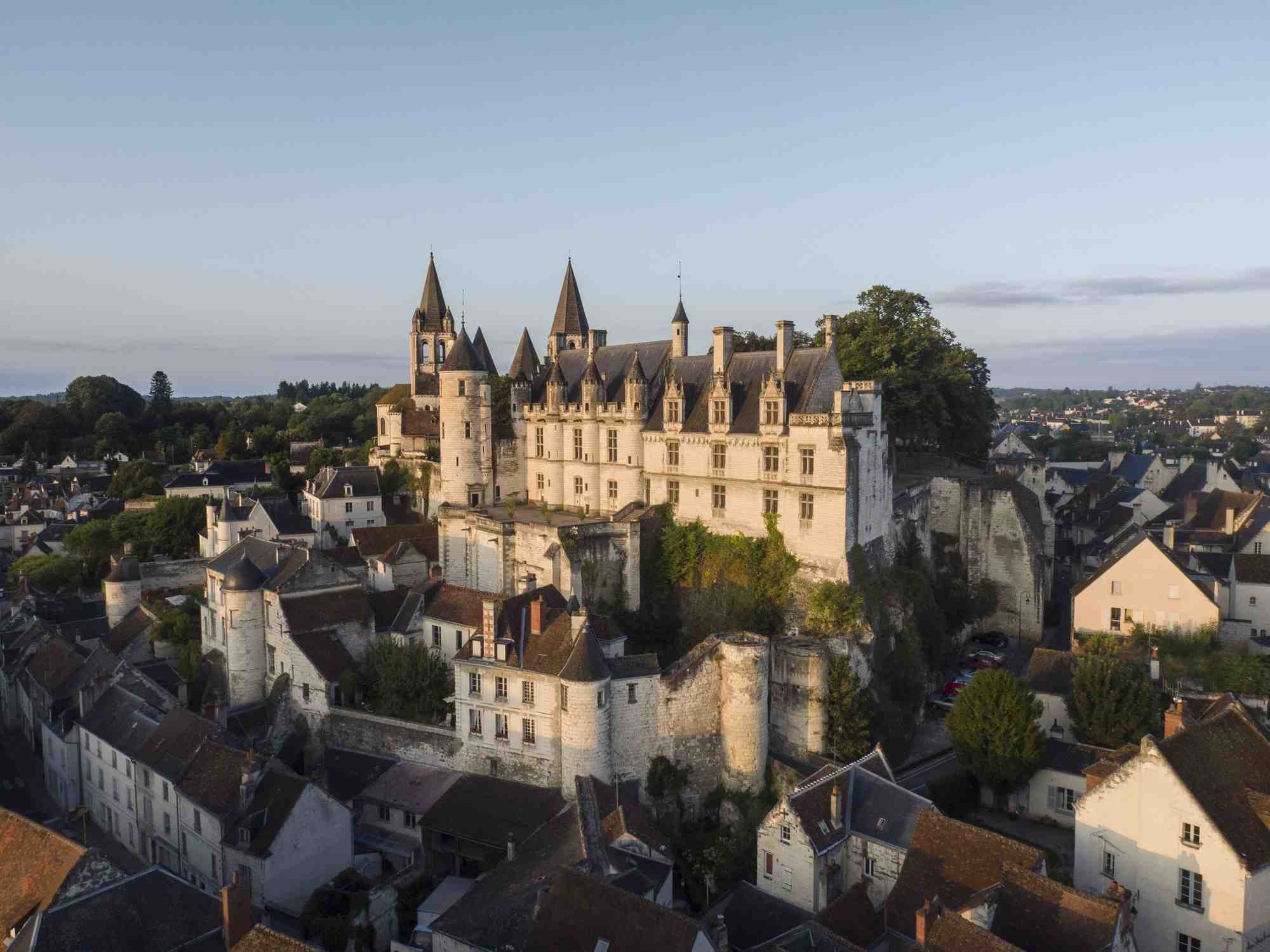 loches