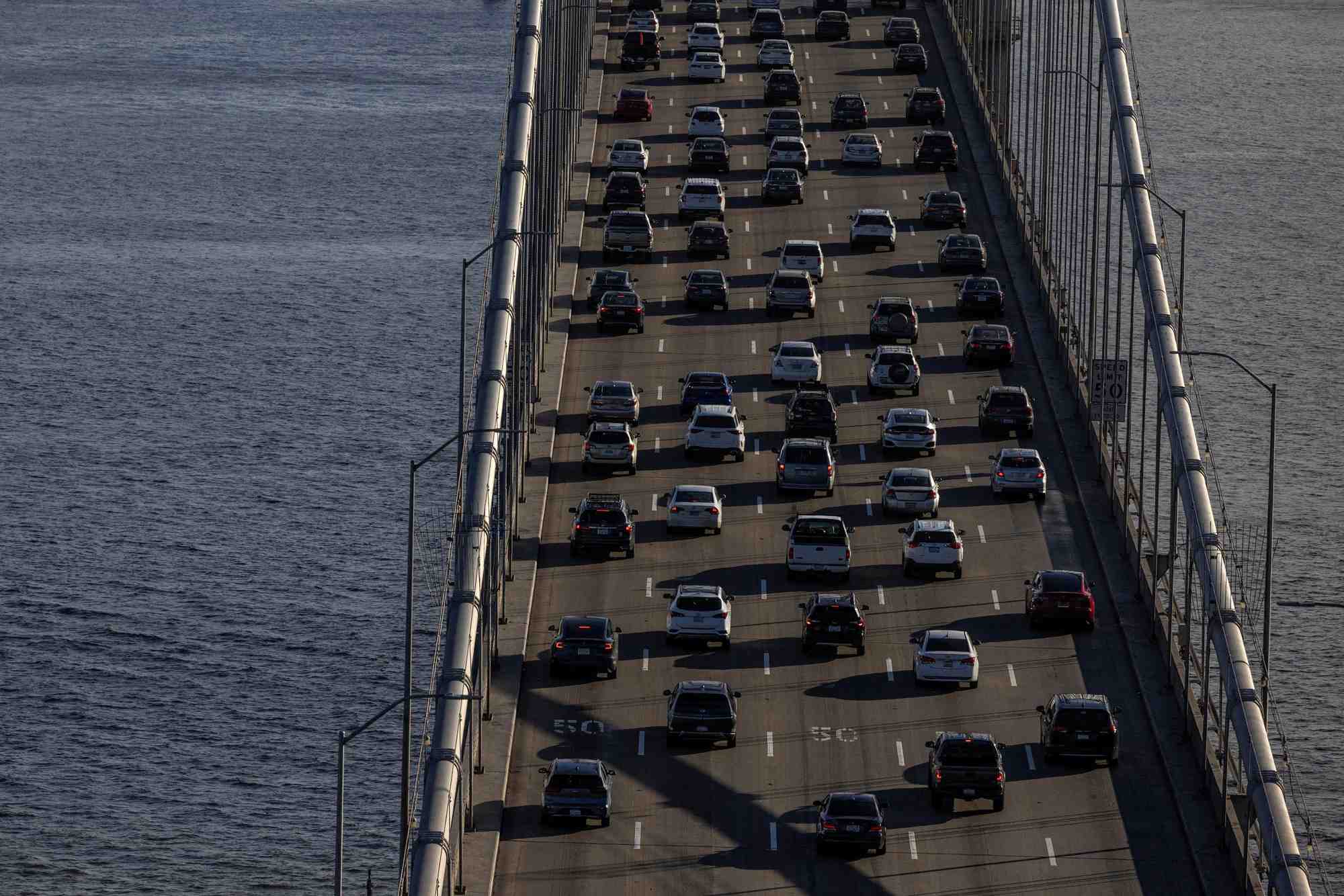 Usa: la californie interdit la vente de vehicules a essence a compter de 2035