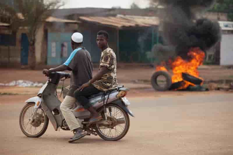 L'armee du burkina faso appelle la junte a deposer les armes