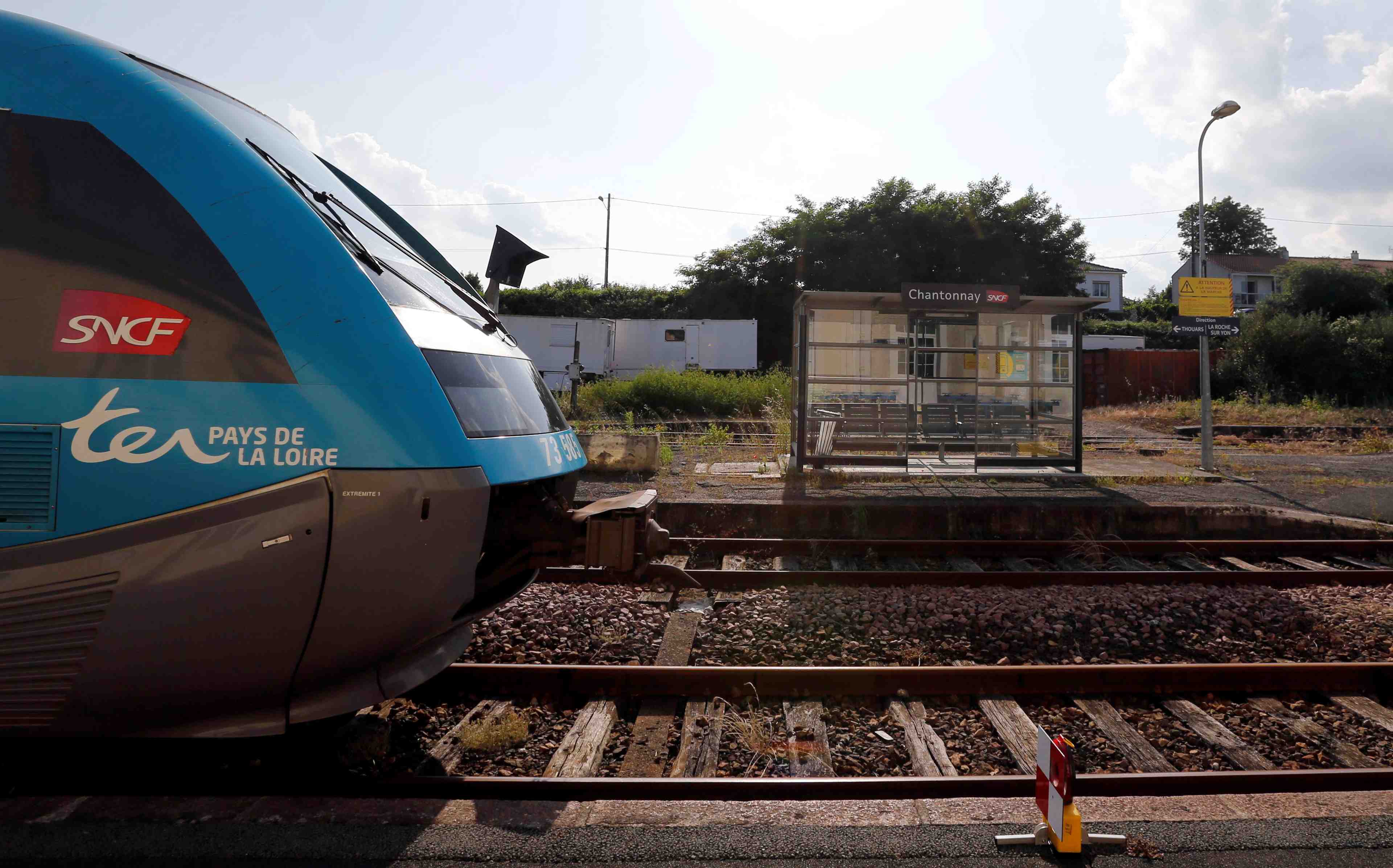 Pres de 2.090 postes supprimes a la sncf en 2019