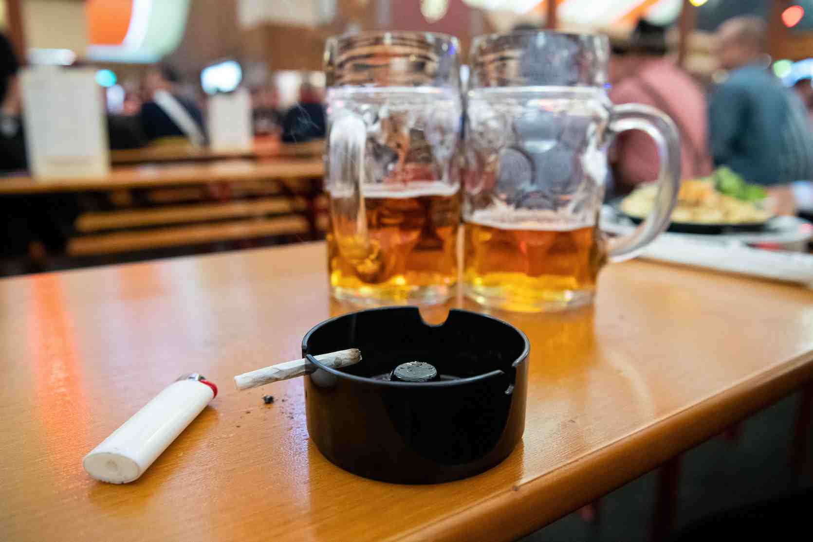Les sénateurs sont en faveur d'une augmentation des prix du tabac, qui devrait porter le paquet de cigarettes à 13 euros. (photo d'illustration)