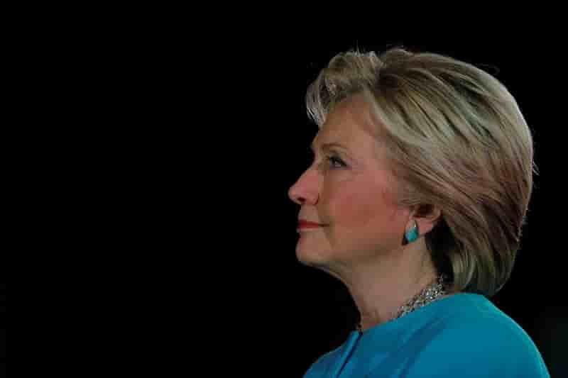 Clinton pourrait profiter d'un bond des votes anticipes latino