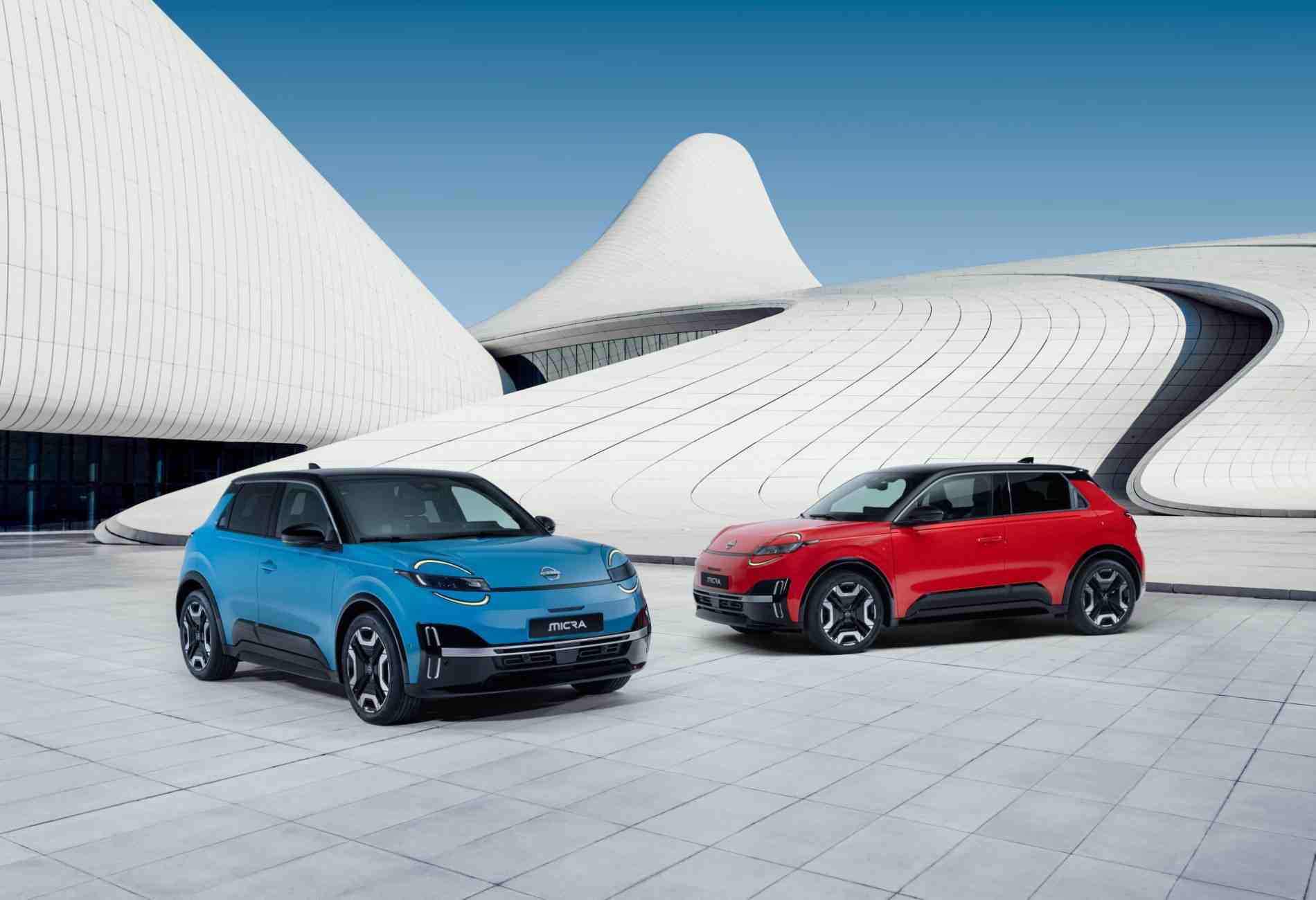 La Nissan ressemble en tous points à la dernière R5 électrique Renault, produite sur le site de Douai (Nord).