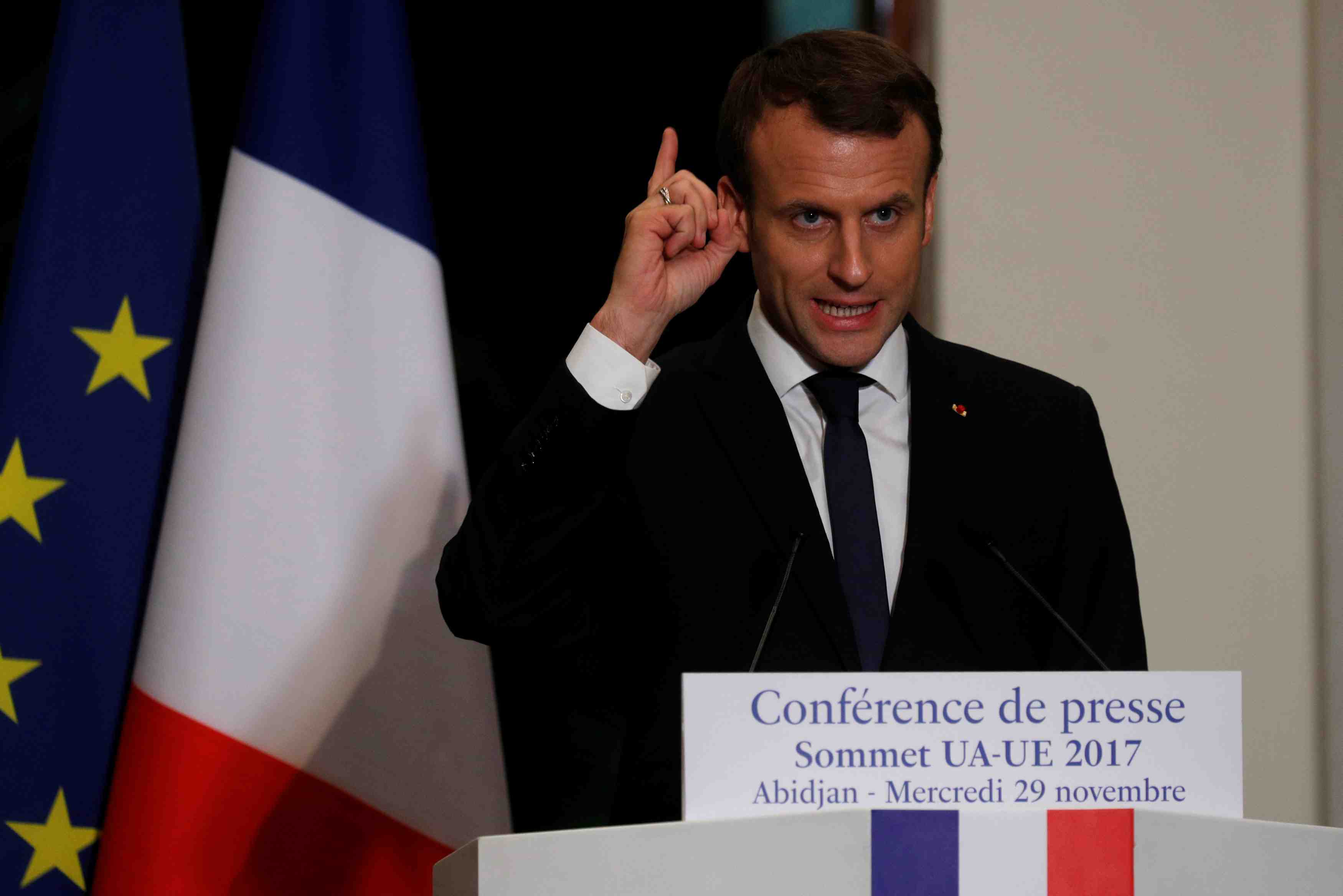 Terrorisme: ryad et doha s'engagent a cesser des financements, dit macron