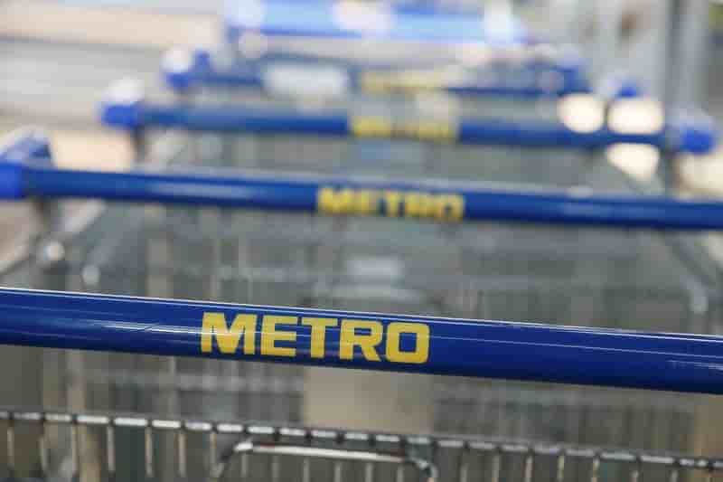 Metro confirme ses previsions annuelles malgre la russie