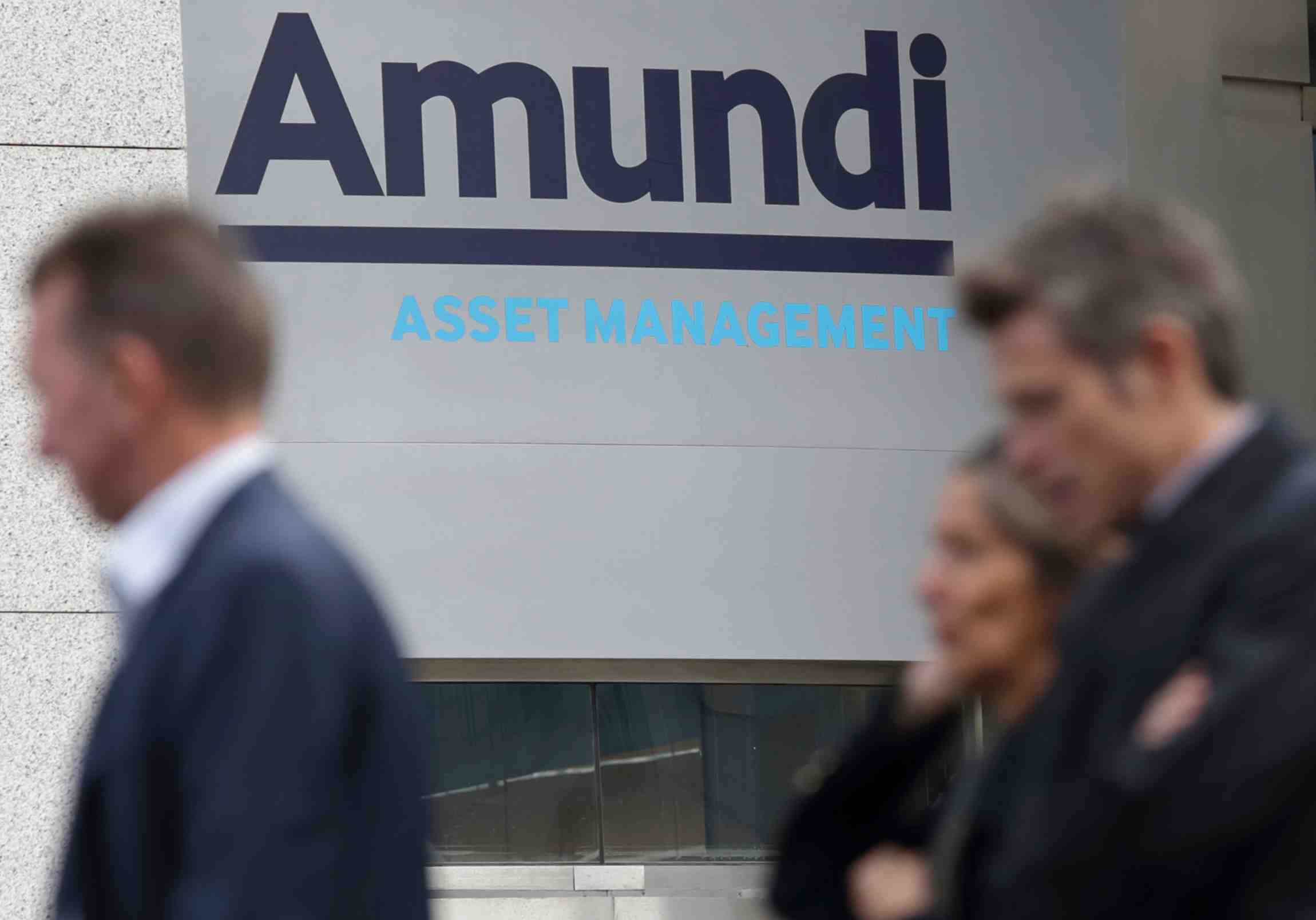 Amundi demande aux entreprises de s'engager concretement en matiere de reduction des emissions