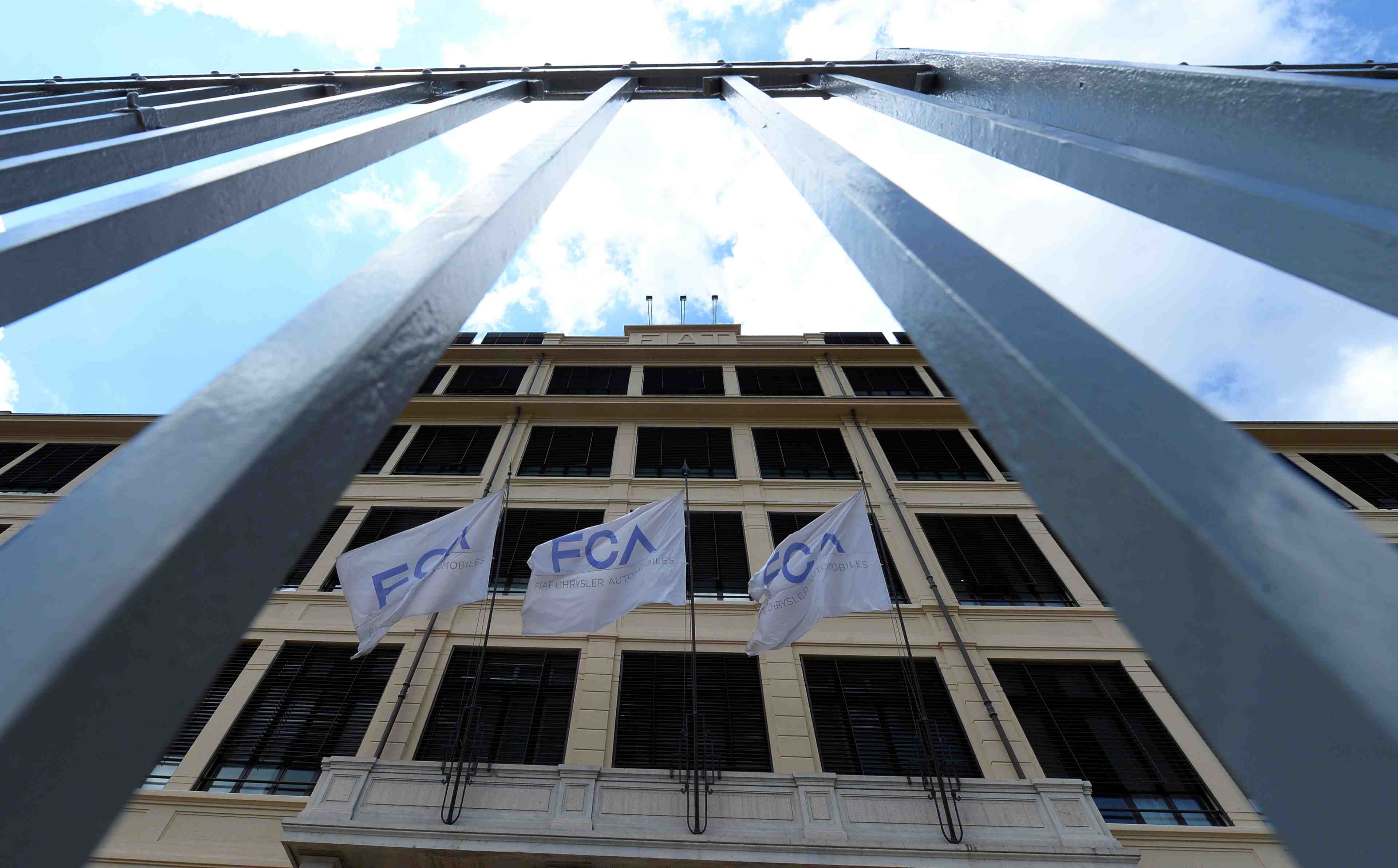 Usa/emissions: accord amiable, fiat chrysler va payer 700 millions de dollars
