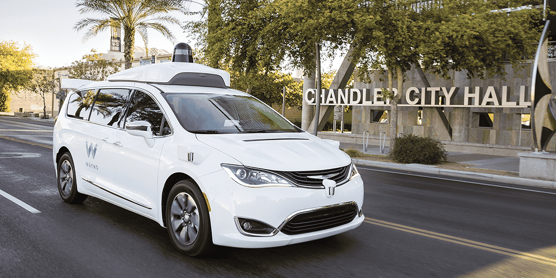 Une Waymo produite par Alphabet, la maison mère de Google. En pointe sur la voiture autonome, la firme a récemment réduit ses ambitions.