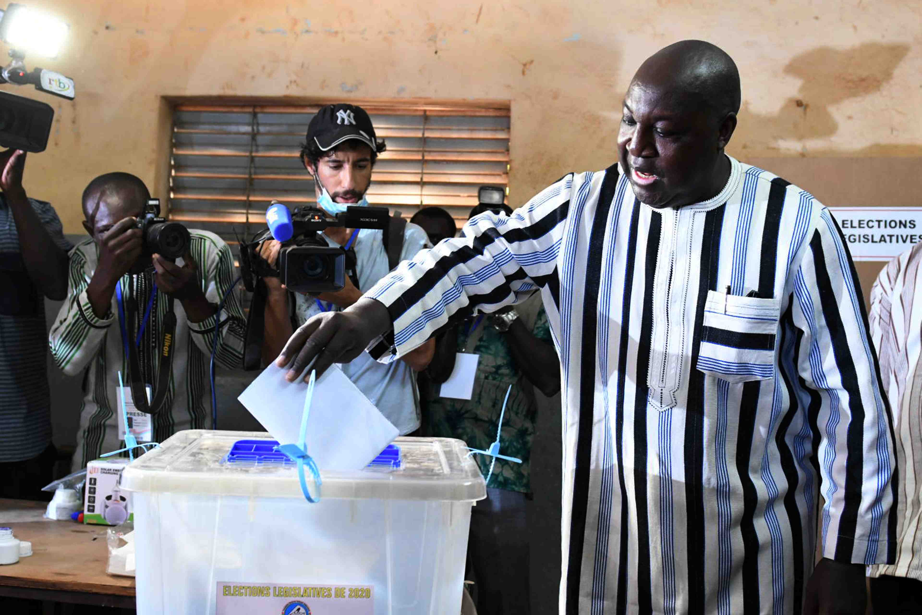 Burkina: l'opposant zephirin diabre reconnait sa defaite face a roch kabore