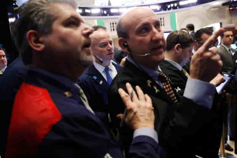 Wall street termine sur une note irreguliere