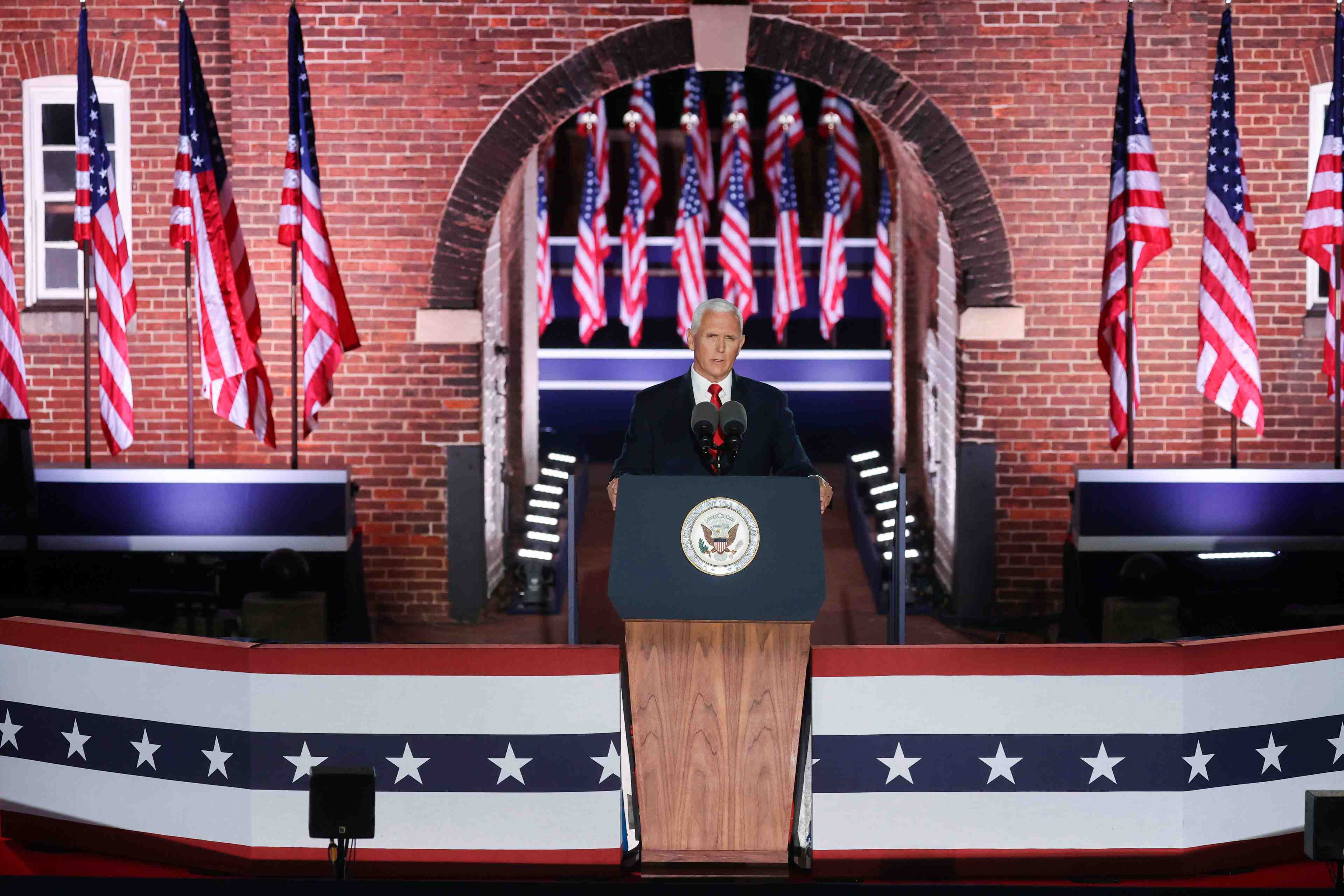 Usa 2020: pence previent des risques securitaires d'une victoire de biden