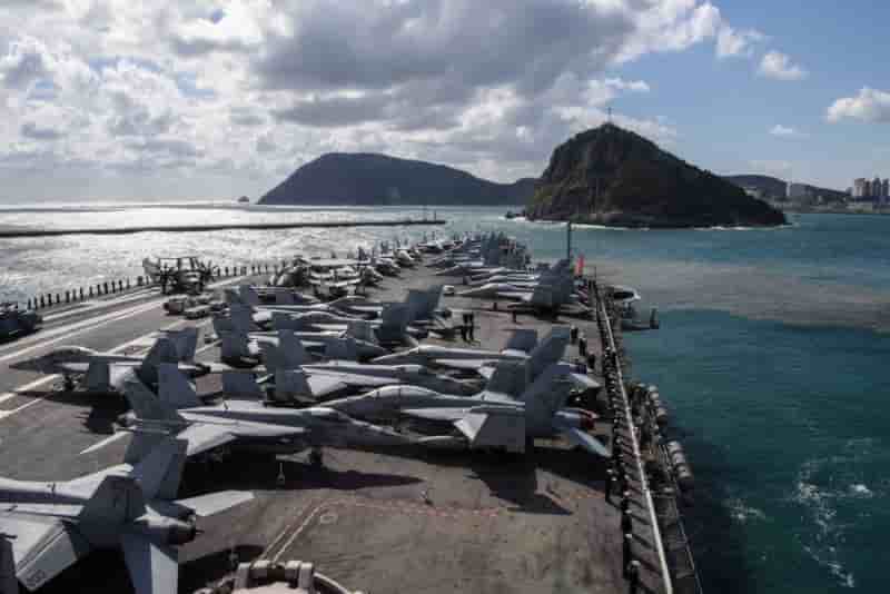 Manoeuvres navales americaines prevues dans le pacifique-ouest