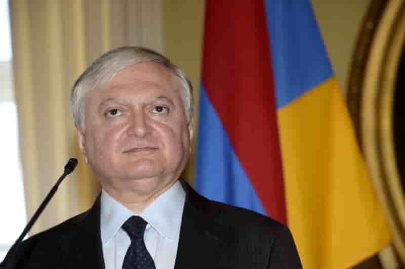 Le ministre armenien des affaires etrangeres a moscou