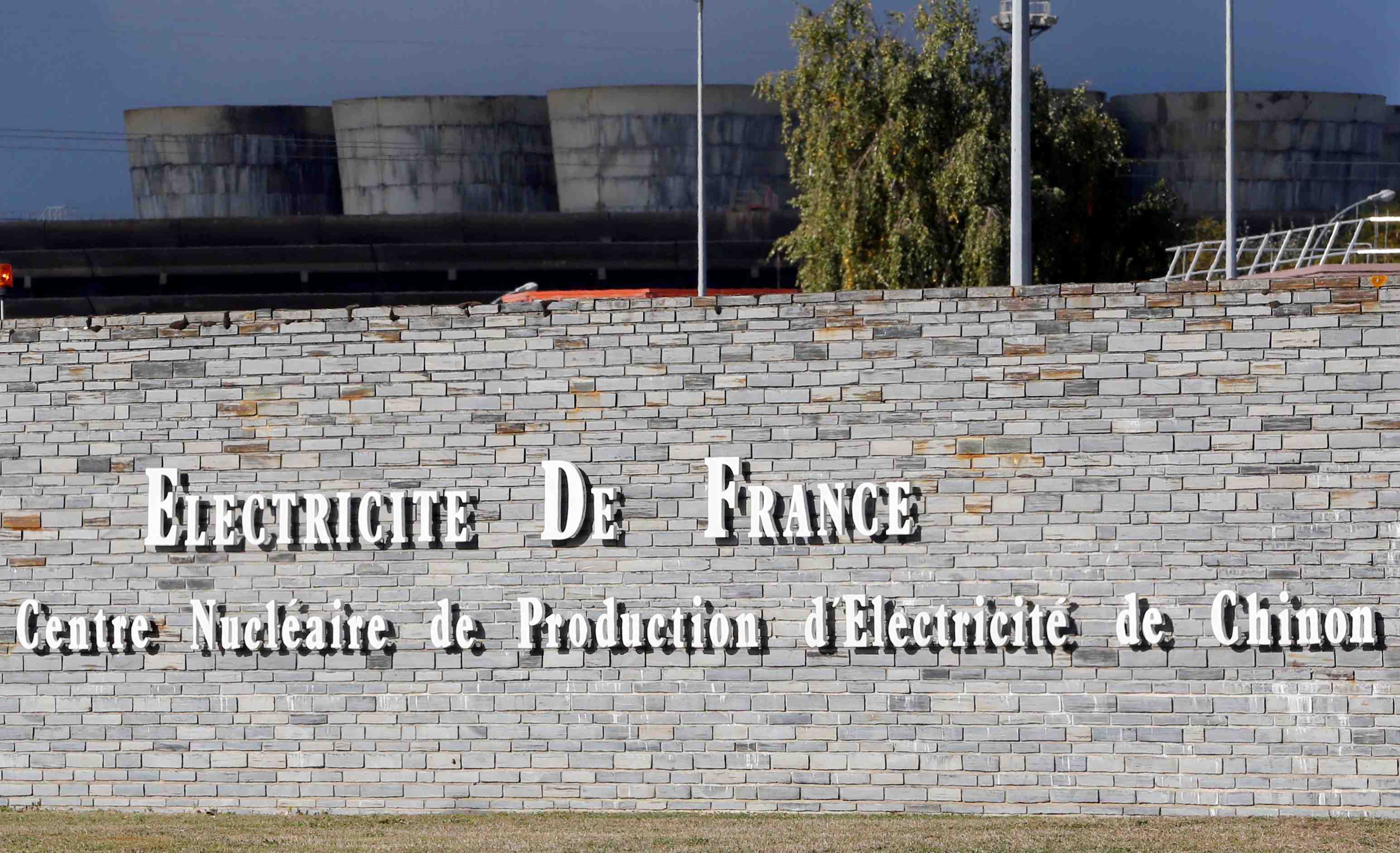Le seisme de vendredi sans impact sur la centrale de chinon, dit edf
