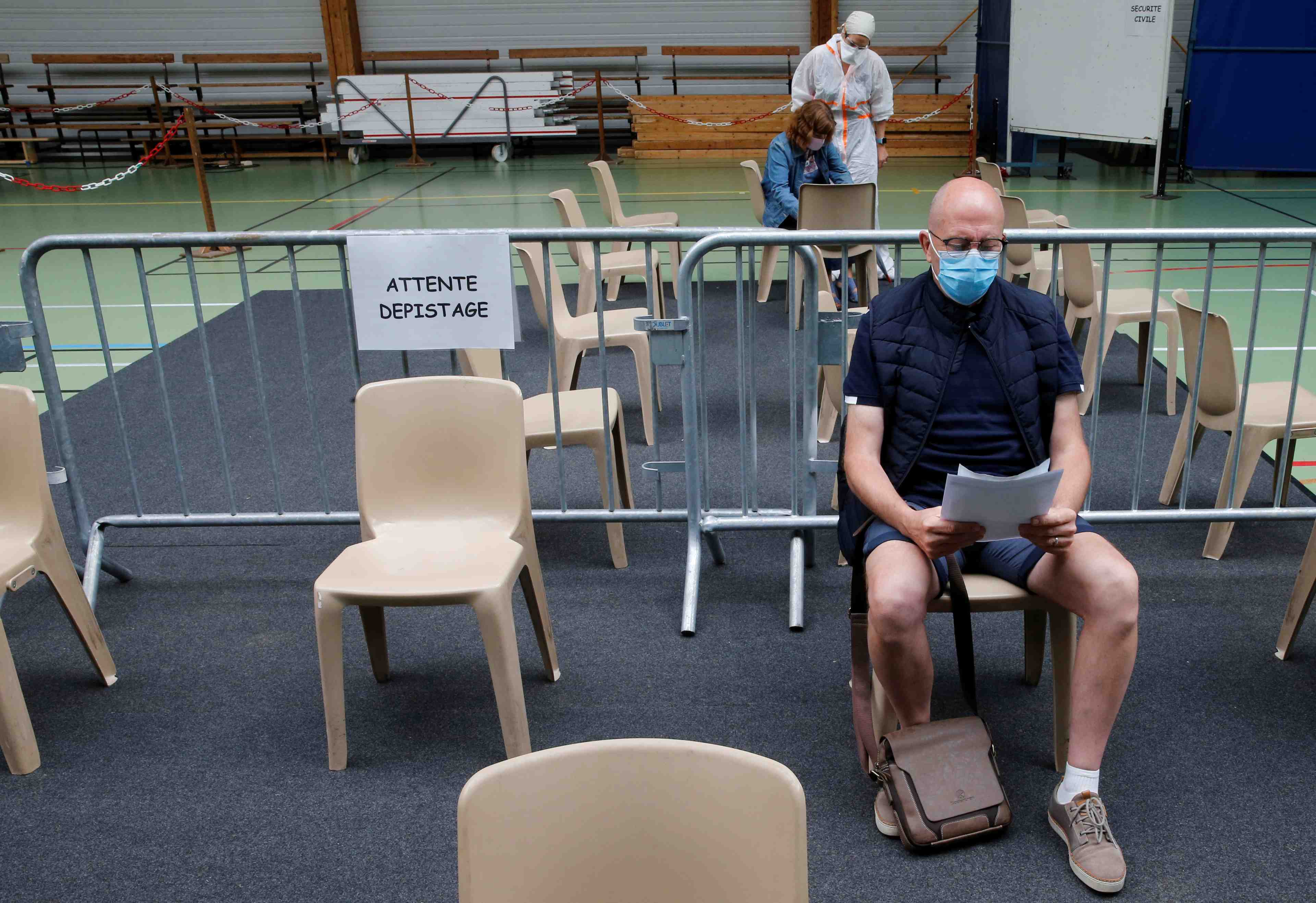 Coronavirus: la france fait etat de 25 nouveaux deces, plus de 30.000 morts au total