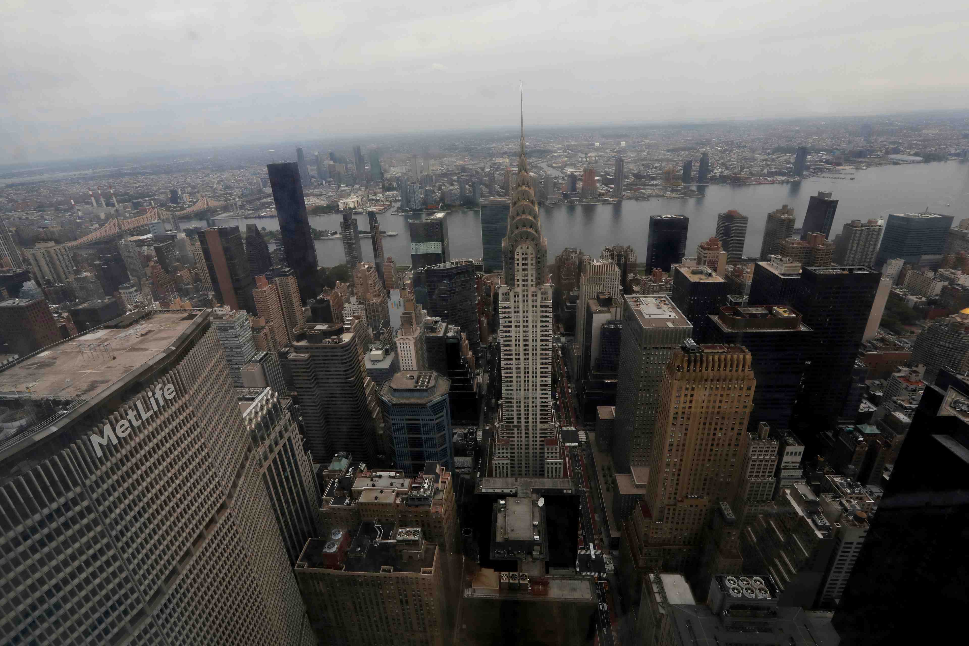Usa: la croissance du t4 revisee a 4,1% en rythme annualise