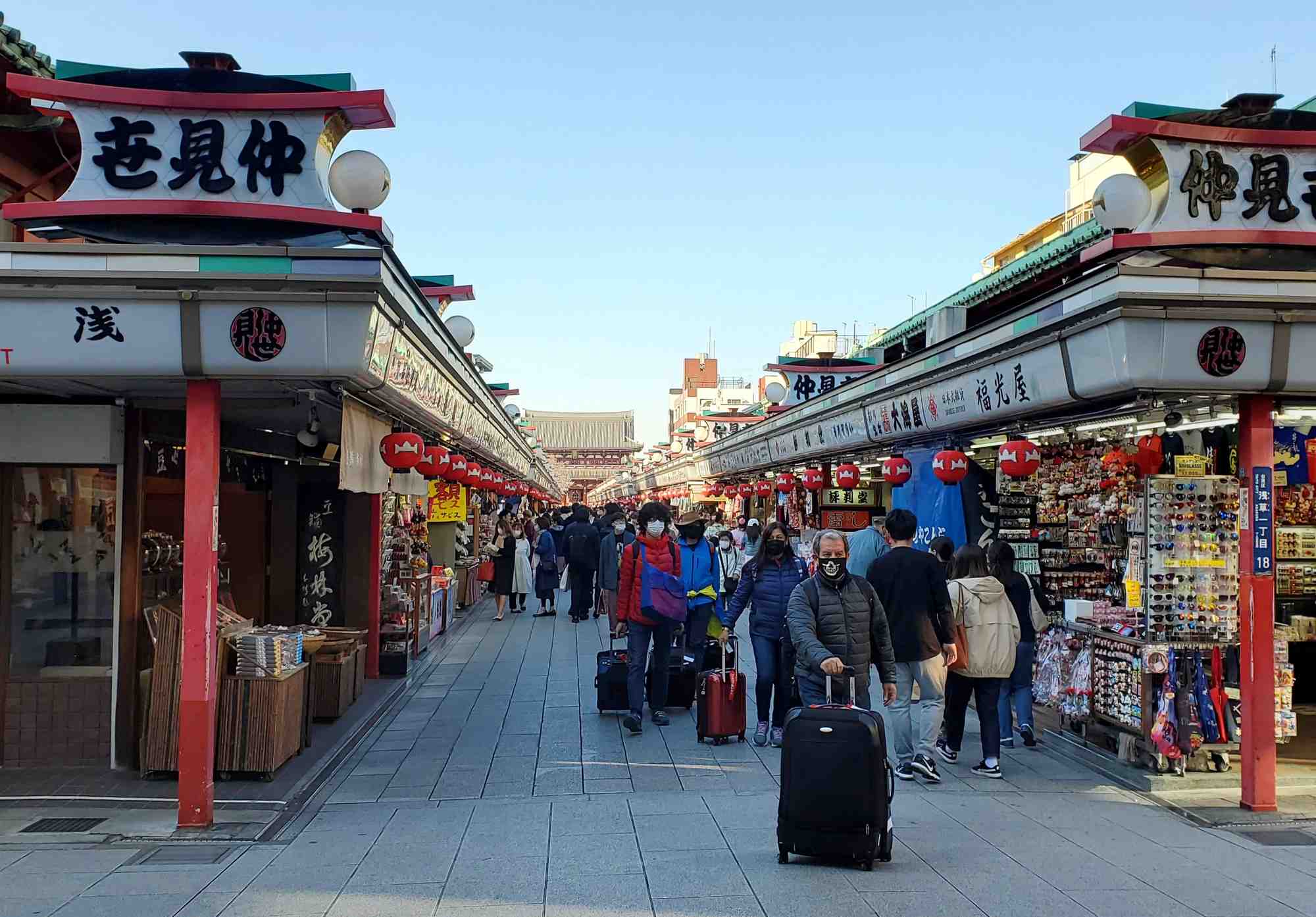 Japon: des "tests touristiques" en vue d'une reouverture aux voyageurs