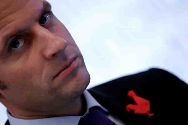 Emmanuel macron rejette tout projet de fusion entre renault et nissan