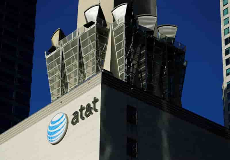At&t a conclu un accord de principe pour le rachat de time warner