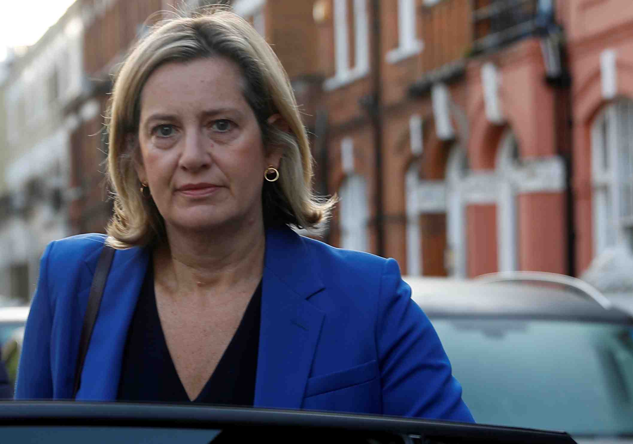 Gb/brexit: la ministre du travail quitte le gouvernement et les tories