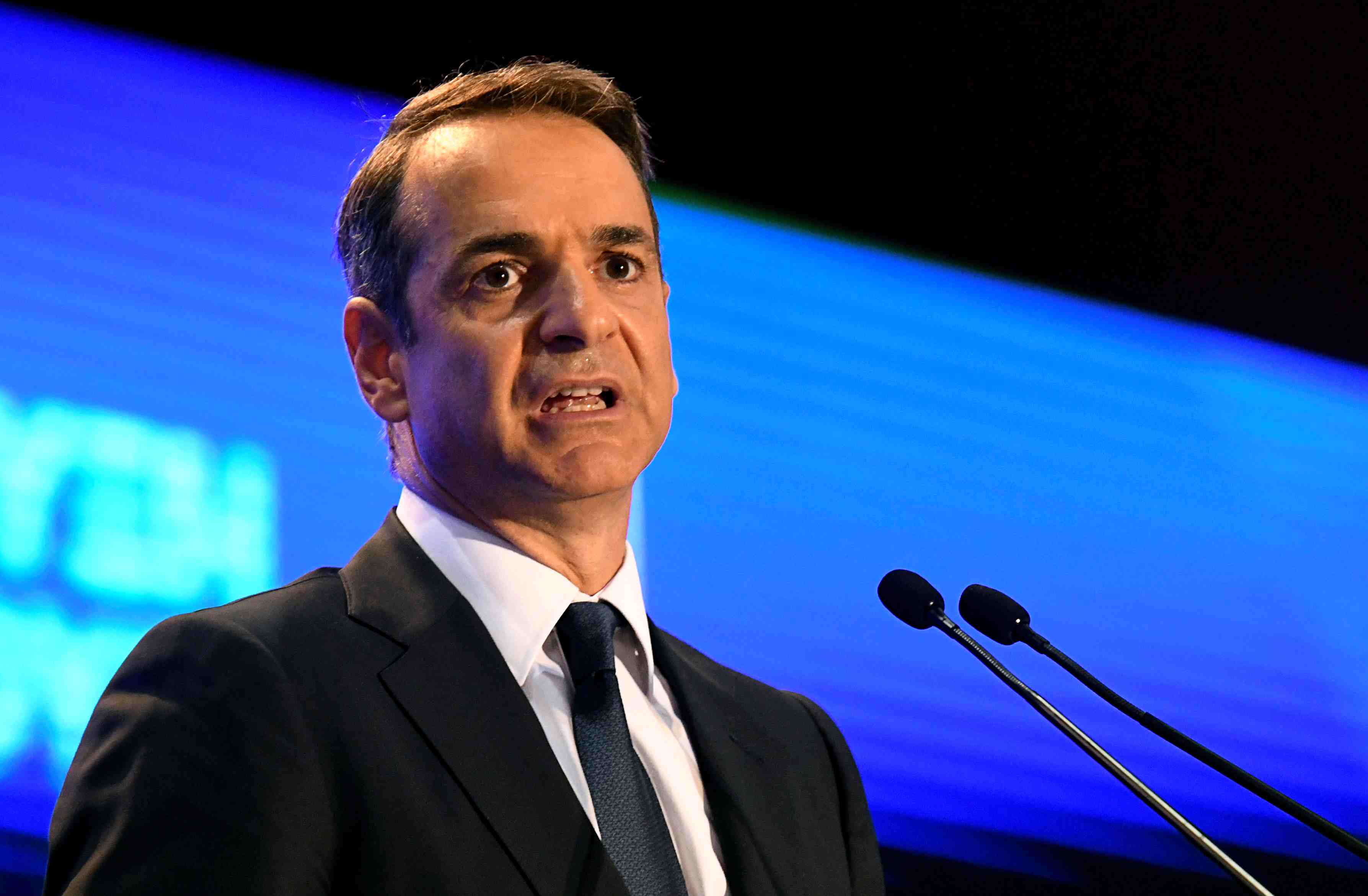 Le premier ministre grec promet d'importantes baisses d'impots