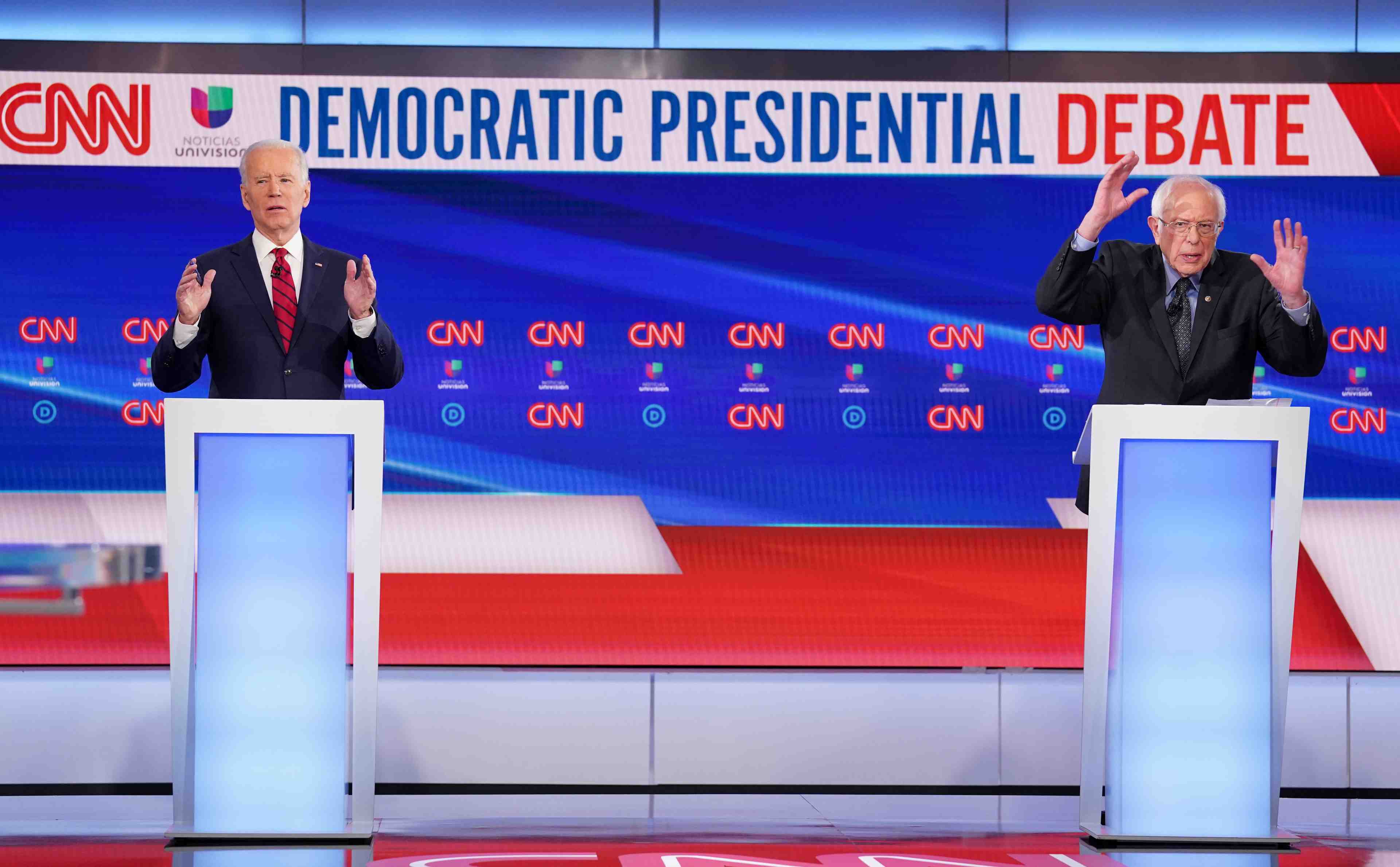 Usa 2020: biden et sanders critiquent la gestion par trump du coronavirus