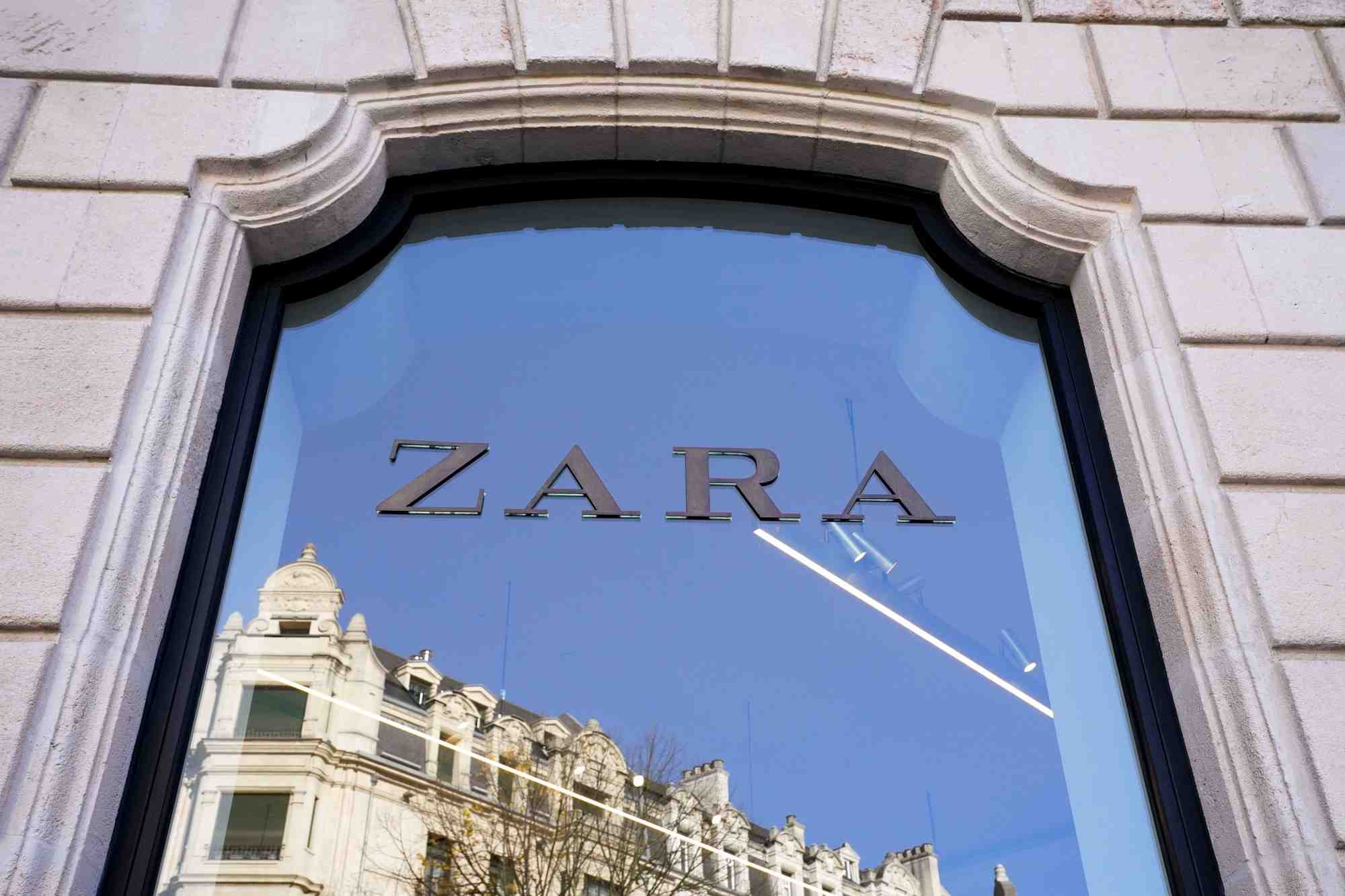Inditex, le proprietaire de zara, suspend ses activites en russie
