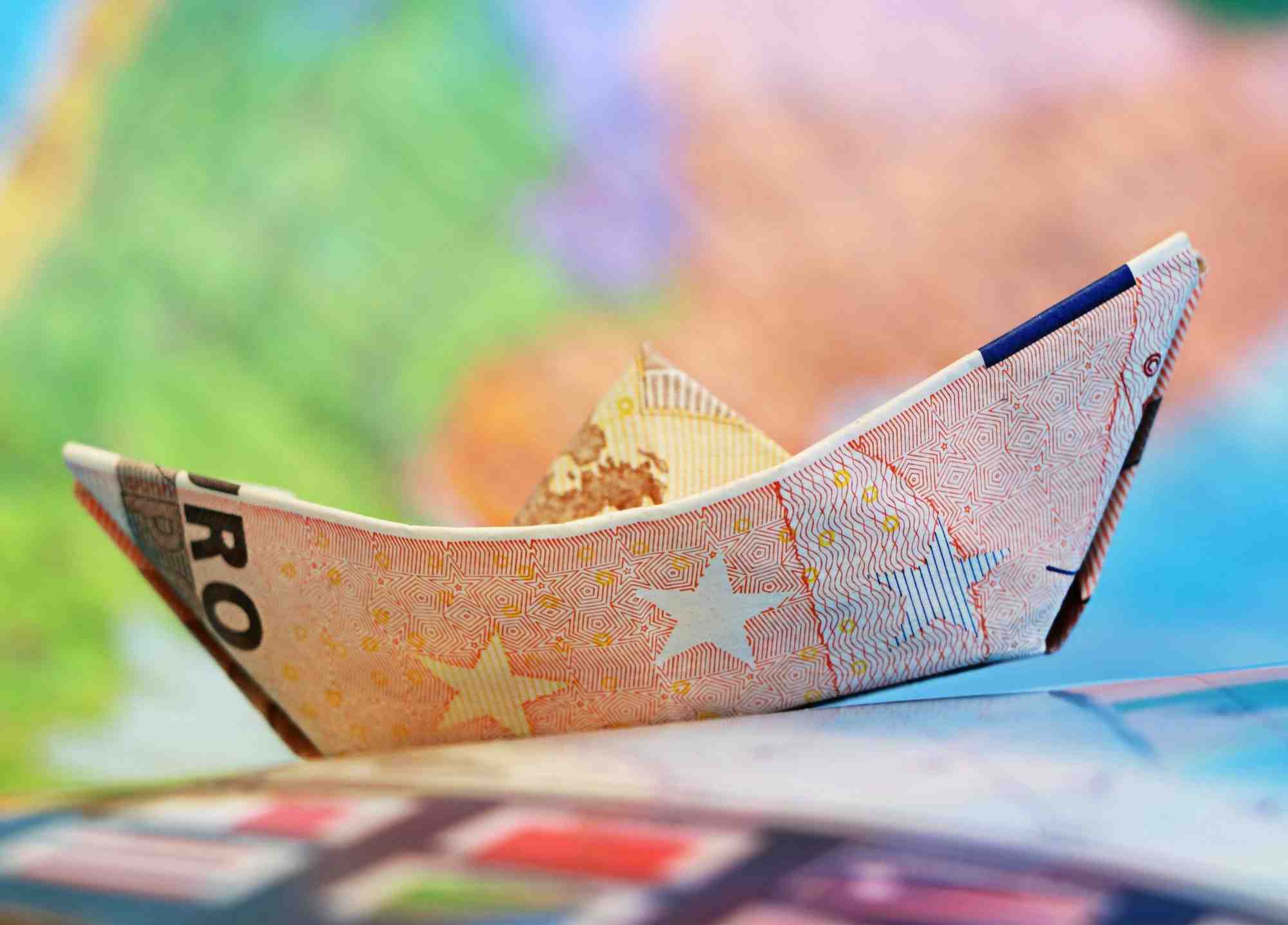 Euro, money, ship, levée de fonds, startup, Frenc Tech, billets, argent