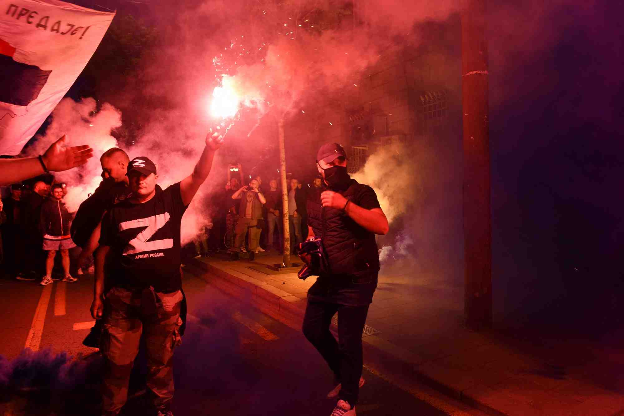 Manifestation pro-poutine et anti-otan en serbie