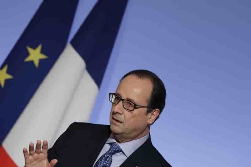 La cote de François Hollande atteint un nouveau plus bas à 12%
