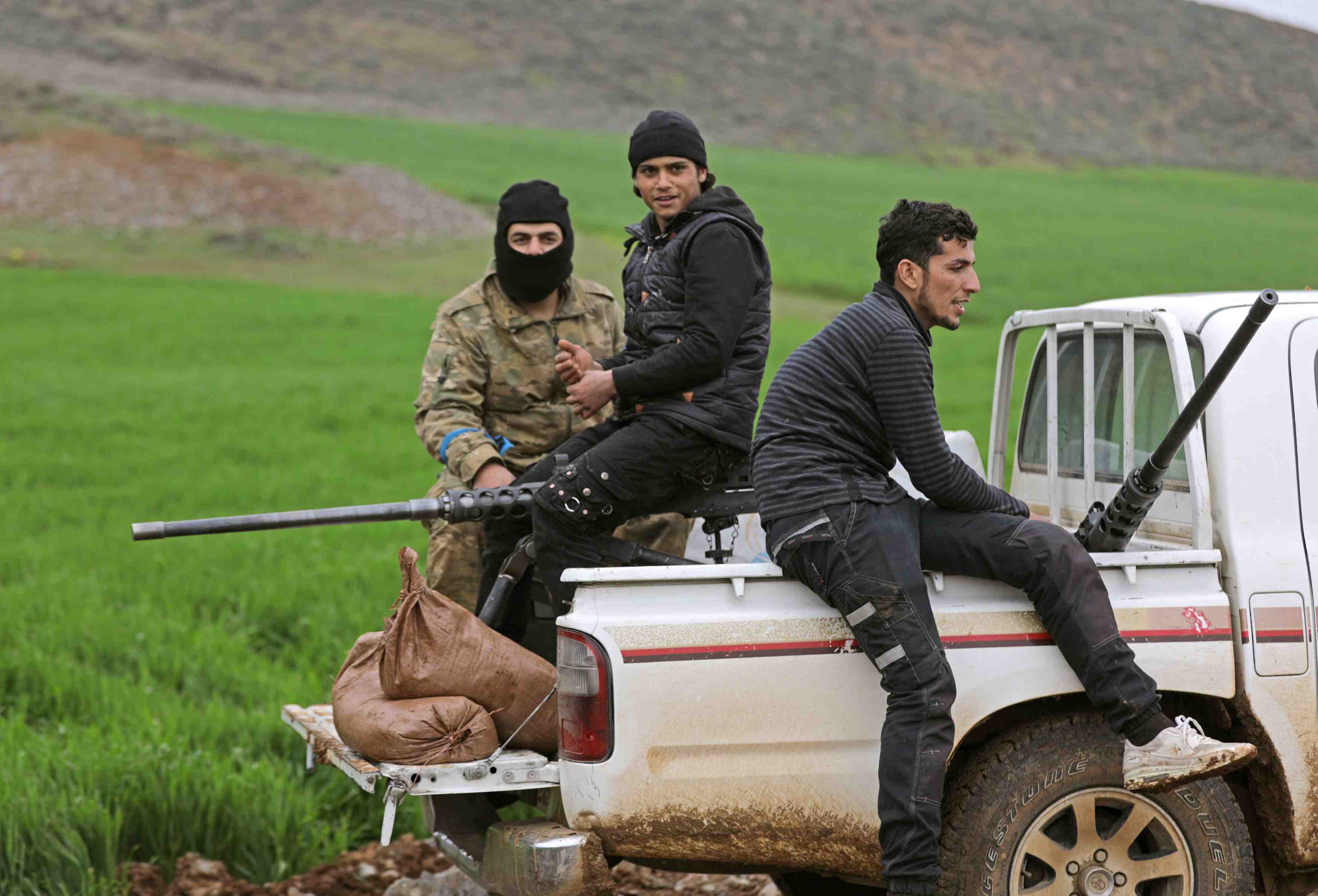Les ypg kurdes demandent l'aide de l'armee syrienne a afrin