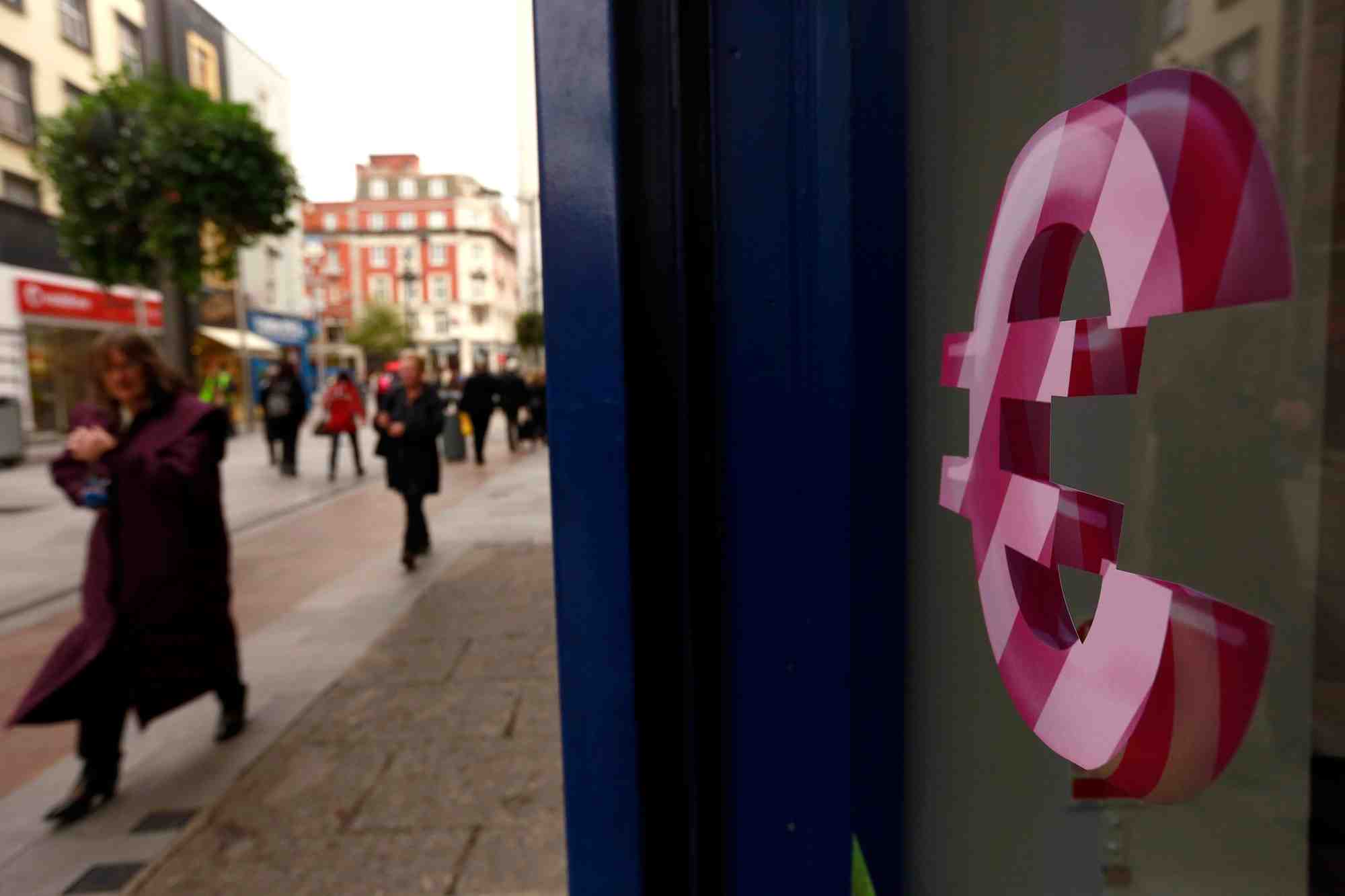 Zone euro: l'inflation revient sous 2% en juin