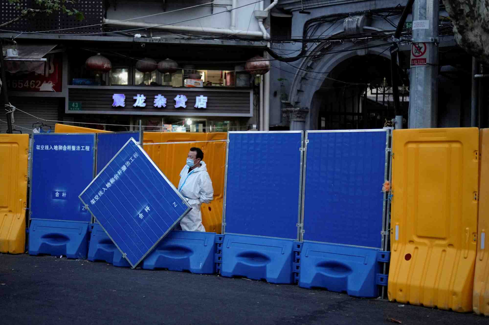 Coronavirus: les etats-unis demandent le depart d'employes du consulat de shanghai