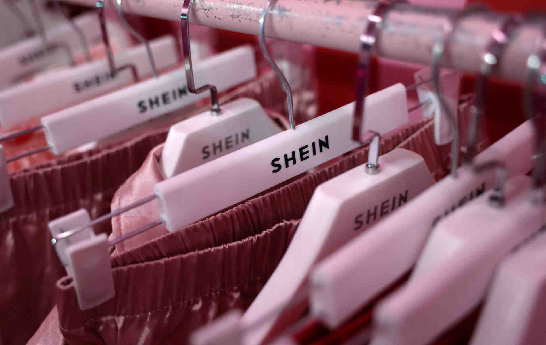 En 2024, Amazon, Temu et Shein représentaient 2,2 milliards d'euros de chiffre d'affaires.