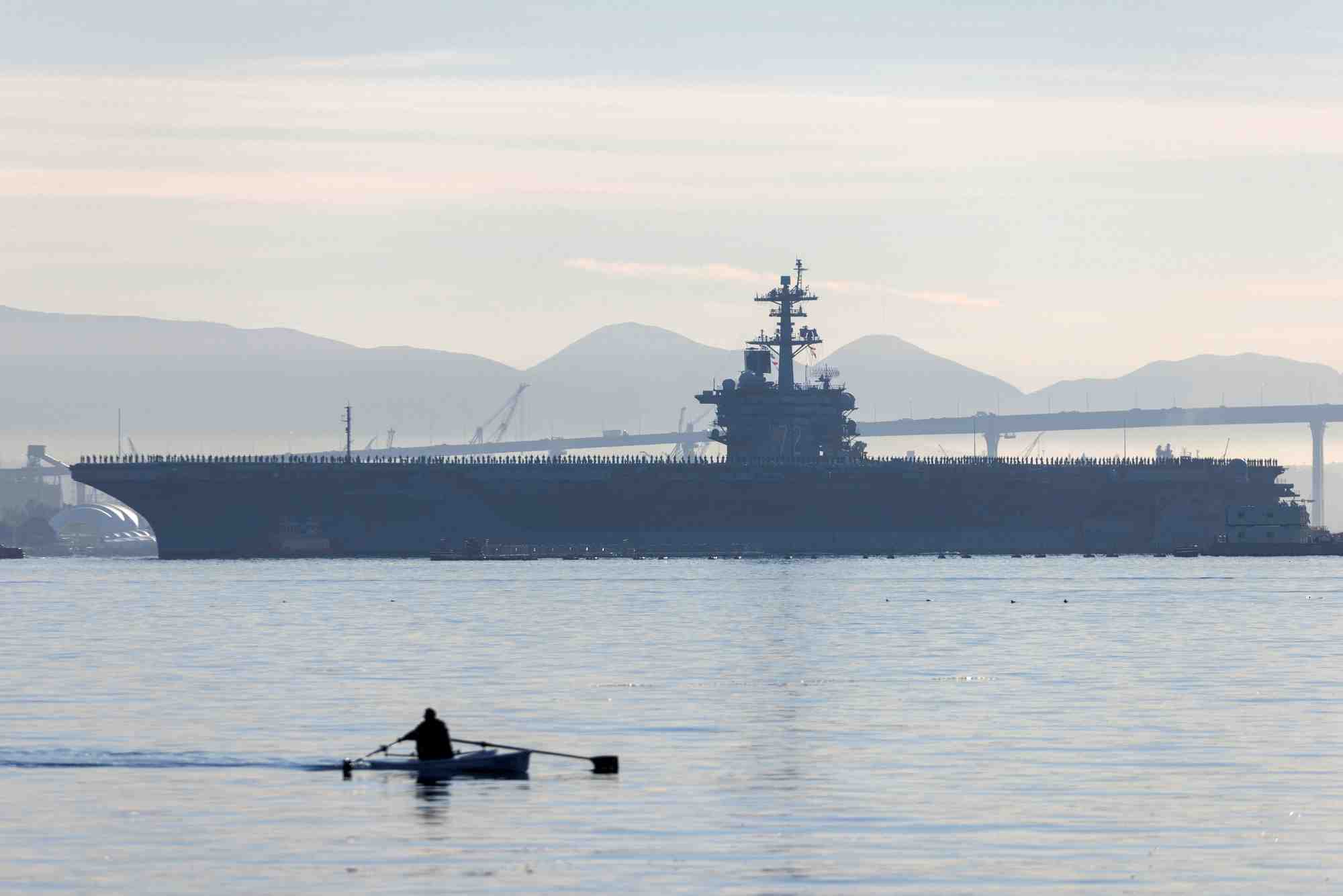 Un porte-avions americain deploye au large de la peninsule coreenne
