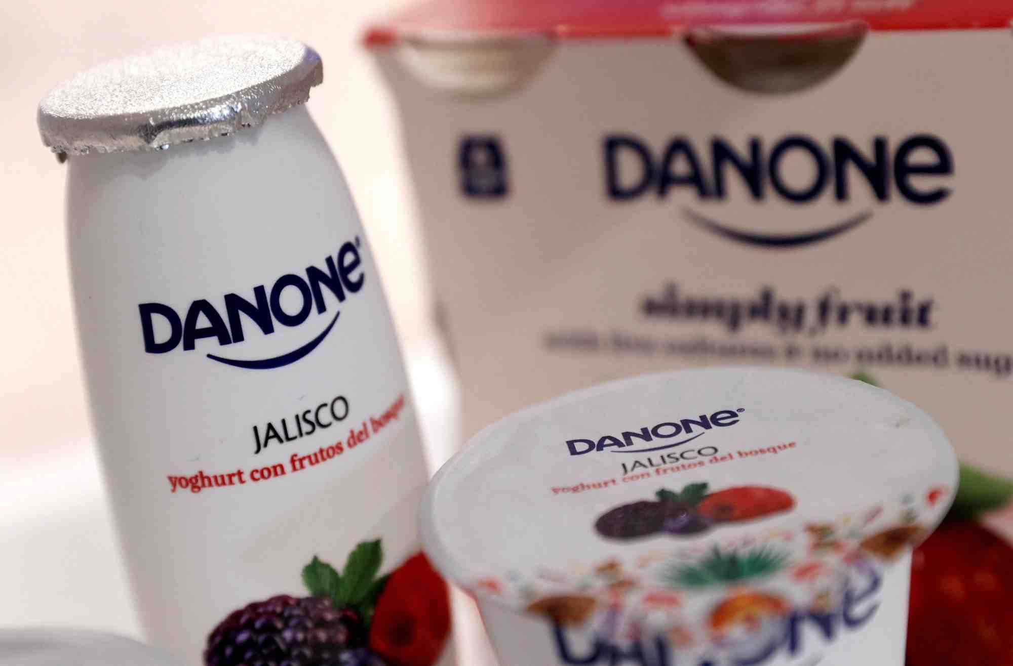 Produits danone exposes avant la presentation des resultats annuels 2019 du groupe alimentaire francais a paris
