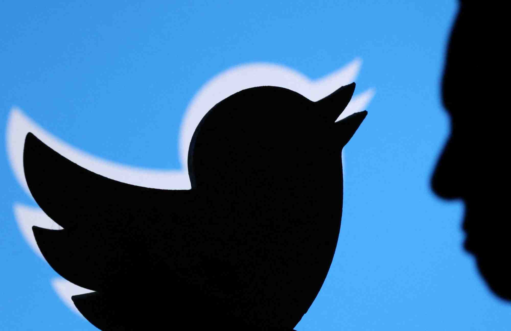 Illustration d'elon musk et du logo twitter