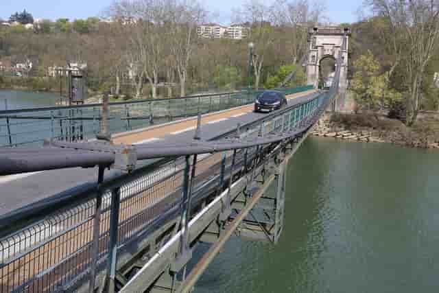 Pont de l'Ile Barbe