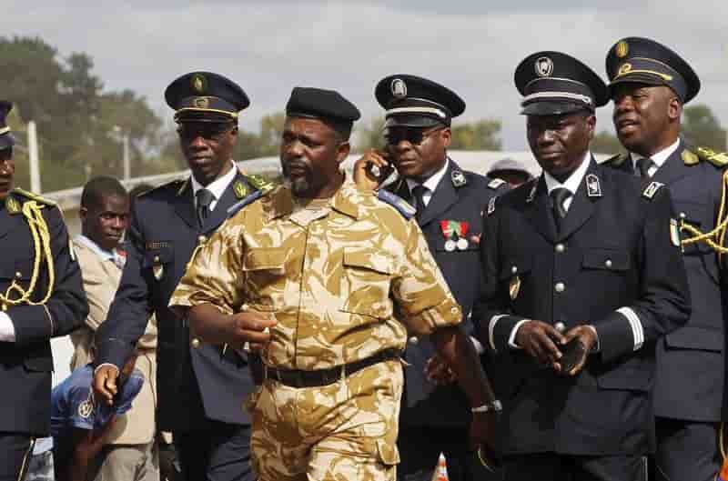 Des bases militaires attaquees a abidjan et korhogo