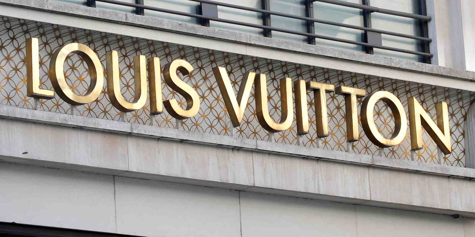 Mode et accessoires ont soutenu la croissance de lvmh au quatrieme trimestre