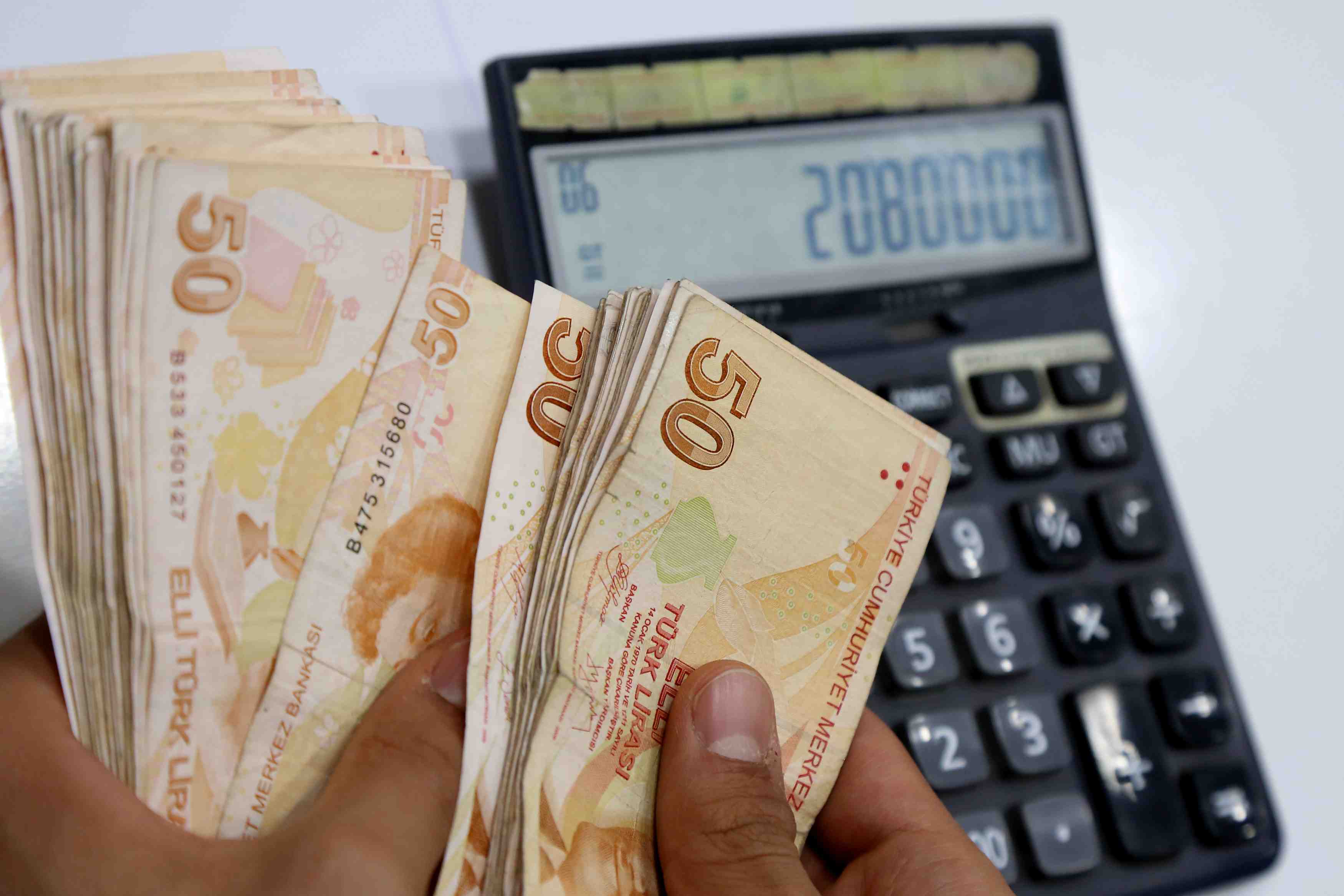 Turquie: la banque centrale simplifie sa politique, la livre en profite