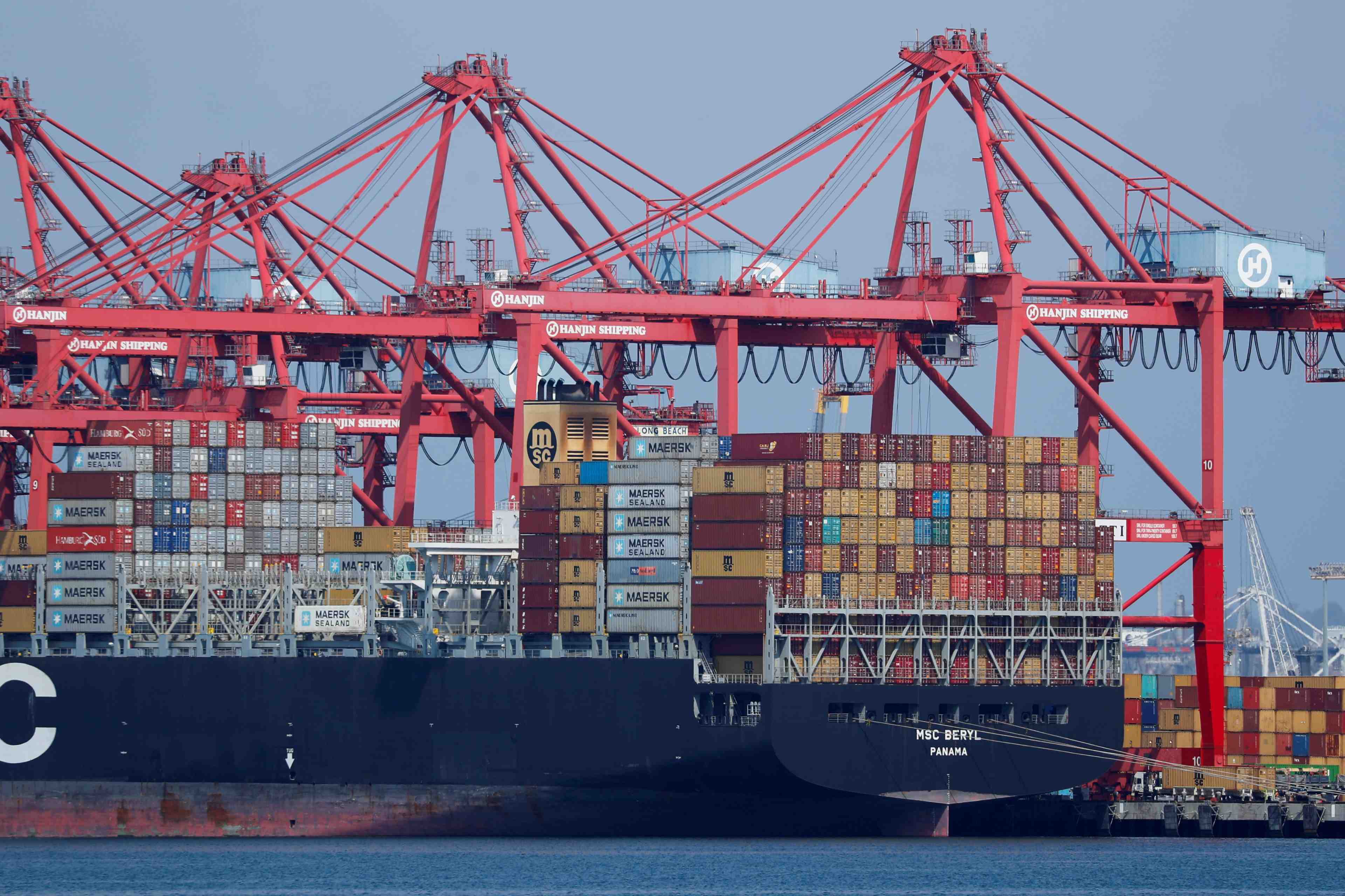 Usa: le deficit commercial s'est reduit en juin