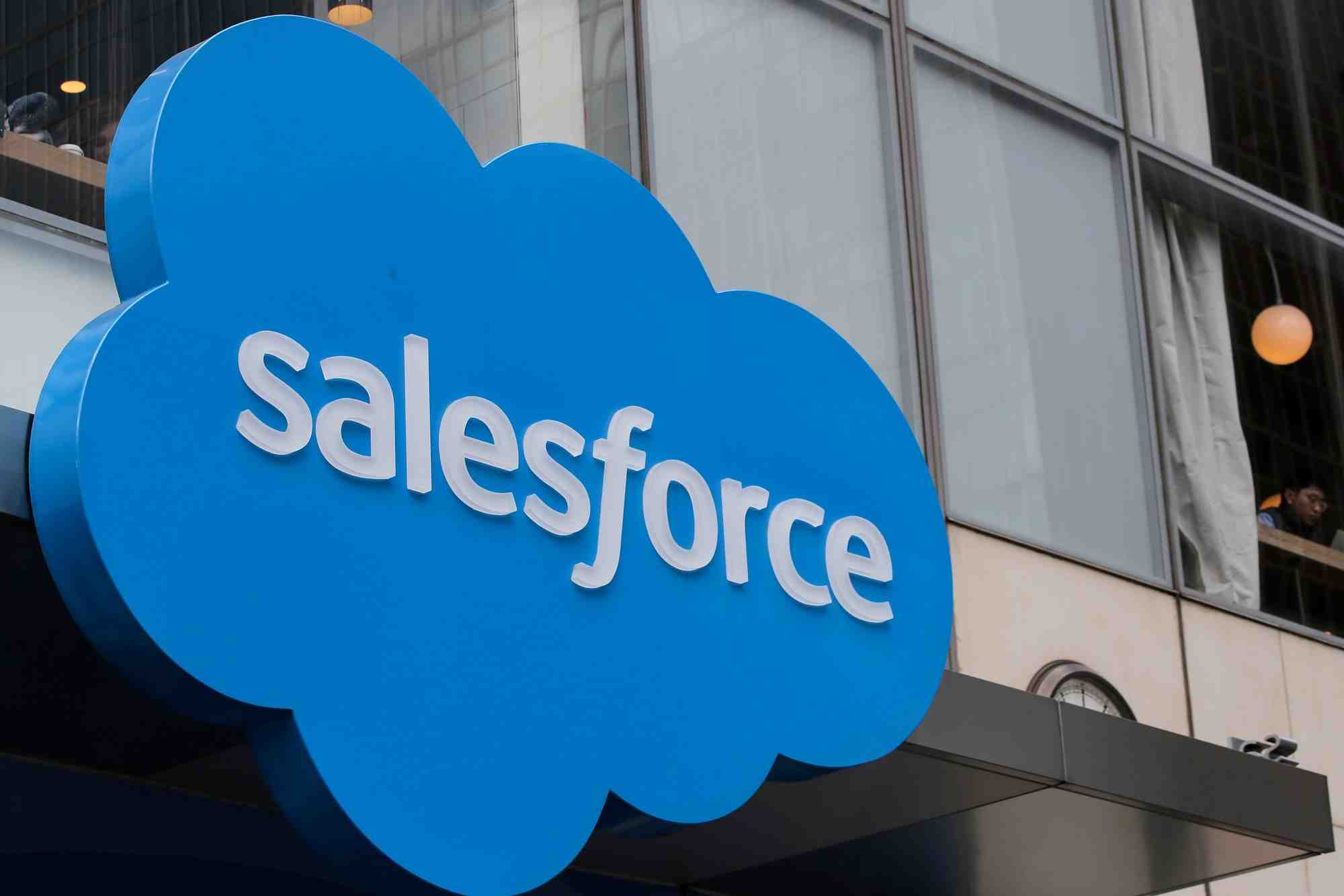 Salesforce va racheter la messagerie professionnelle slack pour 27 milliards de dollars