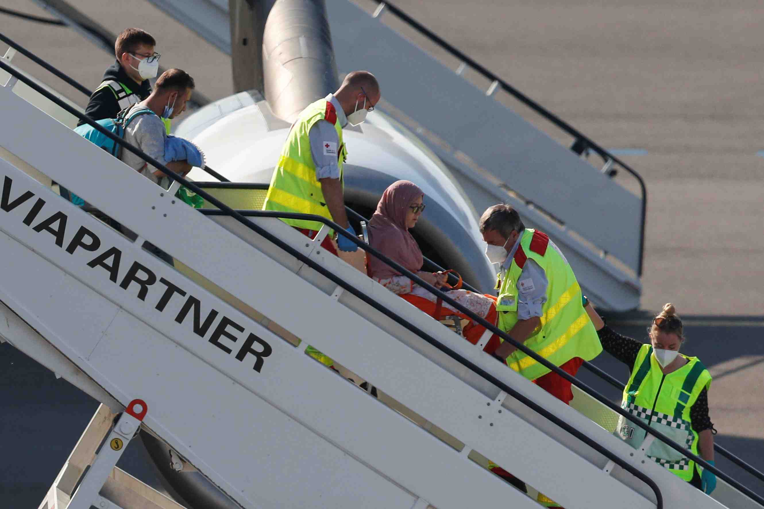 Afghanistan : compte a rebours pour les evacuations a une semaine du retrait des etats-unis