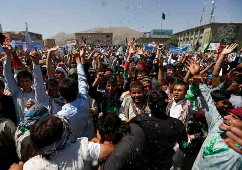 Des milliers de partisans d'Abdullah manifestent à Kaboul