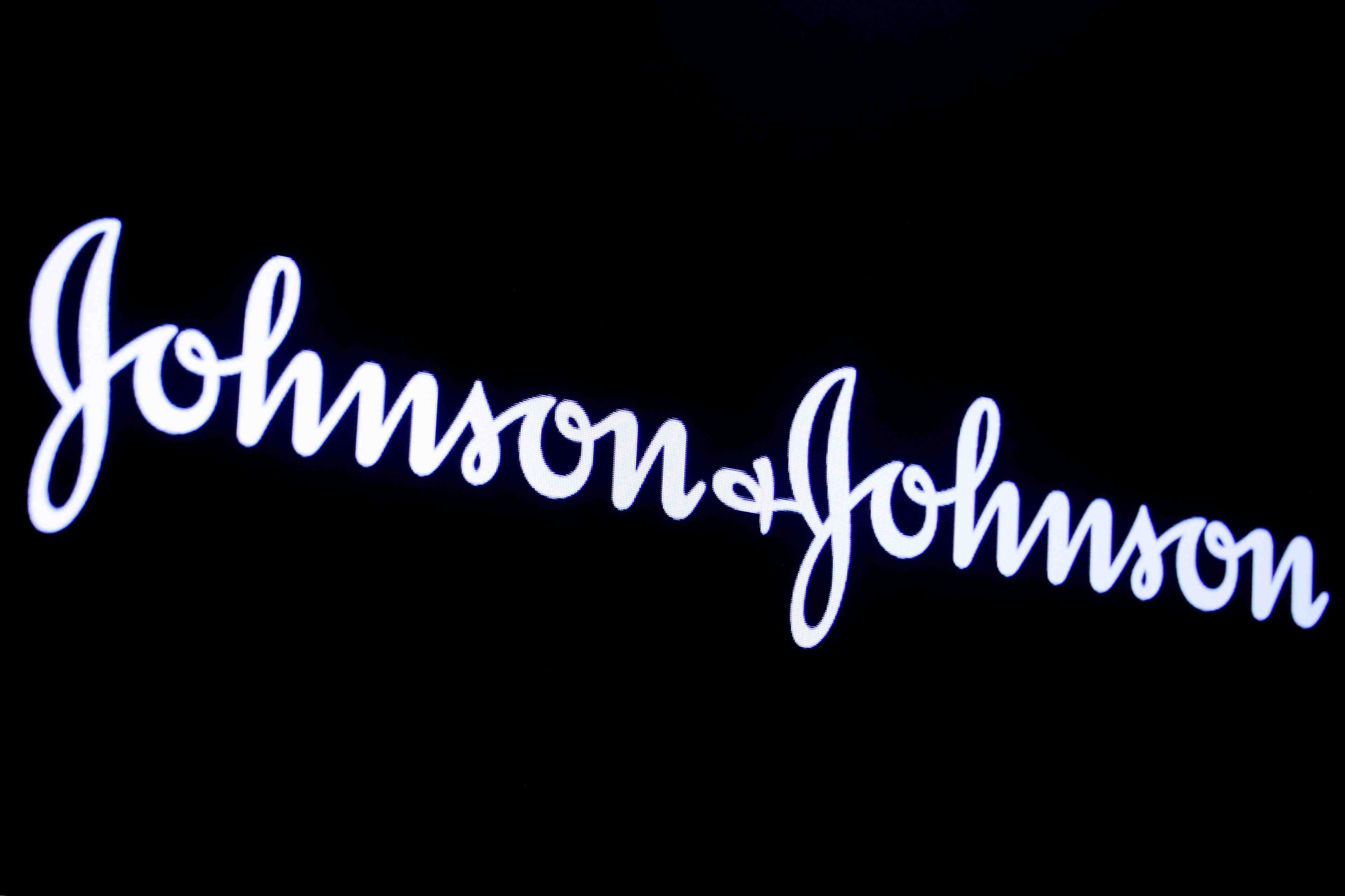 Coronavirus: pre-commande us du candidat vaccin de j&j pour un milliard de dollars